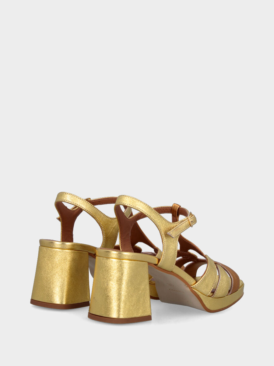 Sandalo bicolore oro in pelle laminata con fascette incrociate
