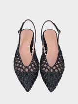 Slingback nera in pelle intrecciata forata