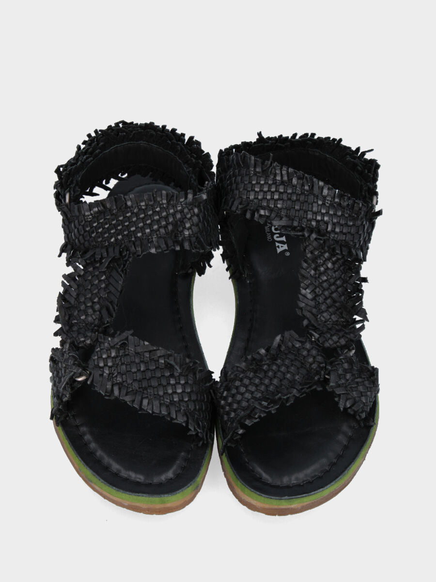 Sandalo nero in pelle intrecciata non profilata