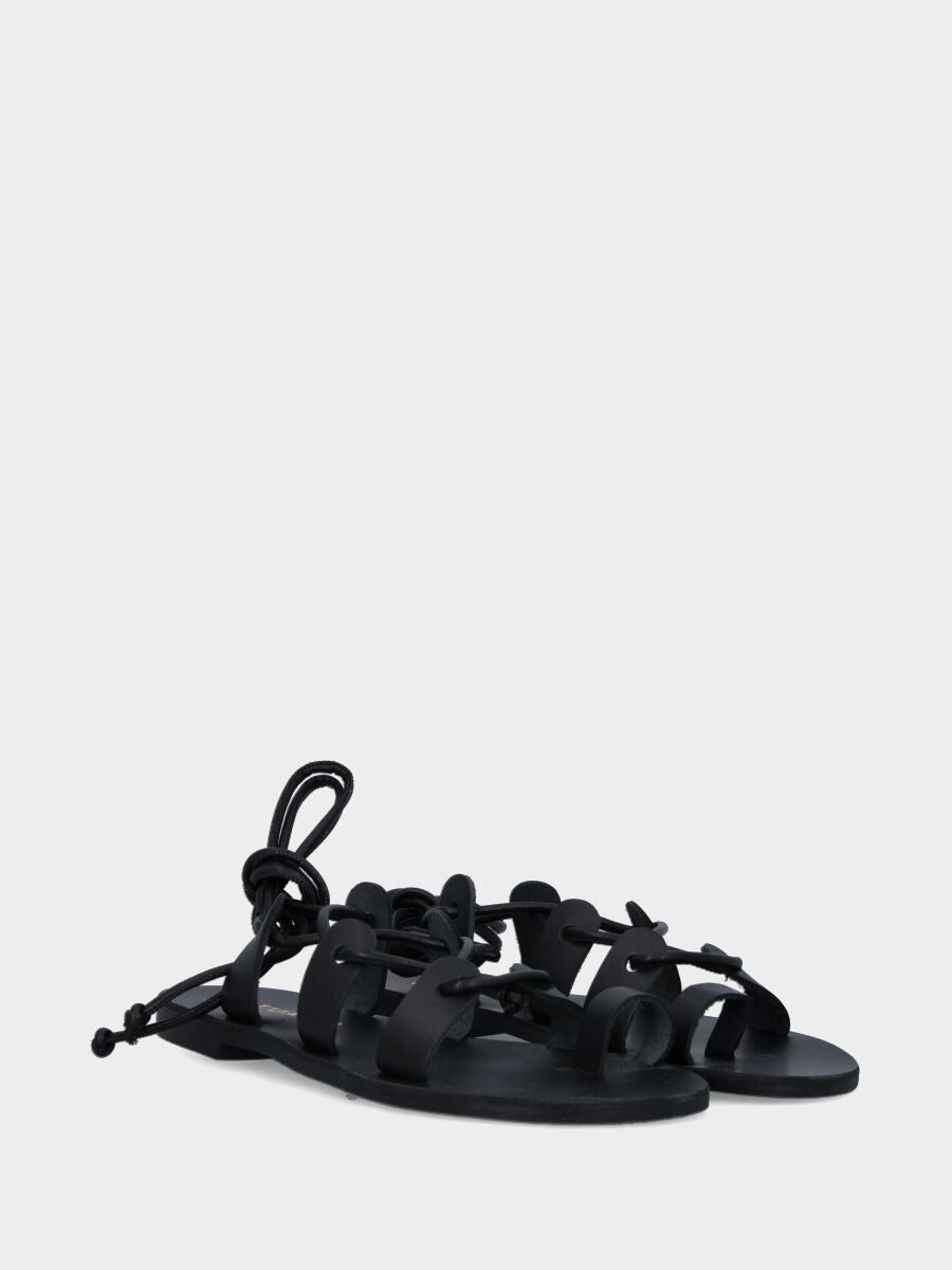 Sandalo nero in pelle con mini fascette con laccio