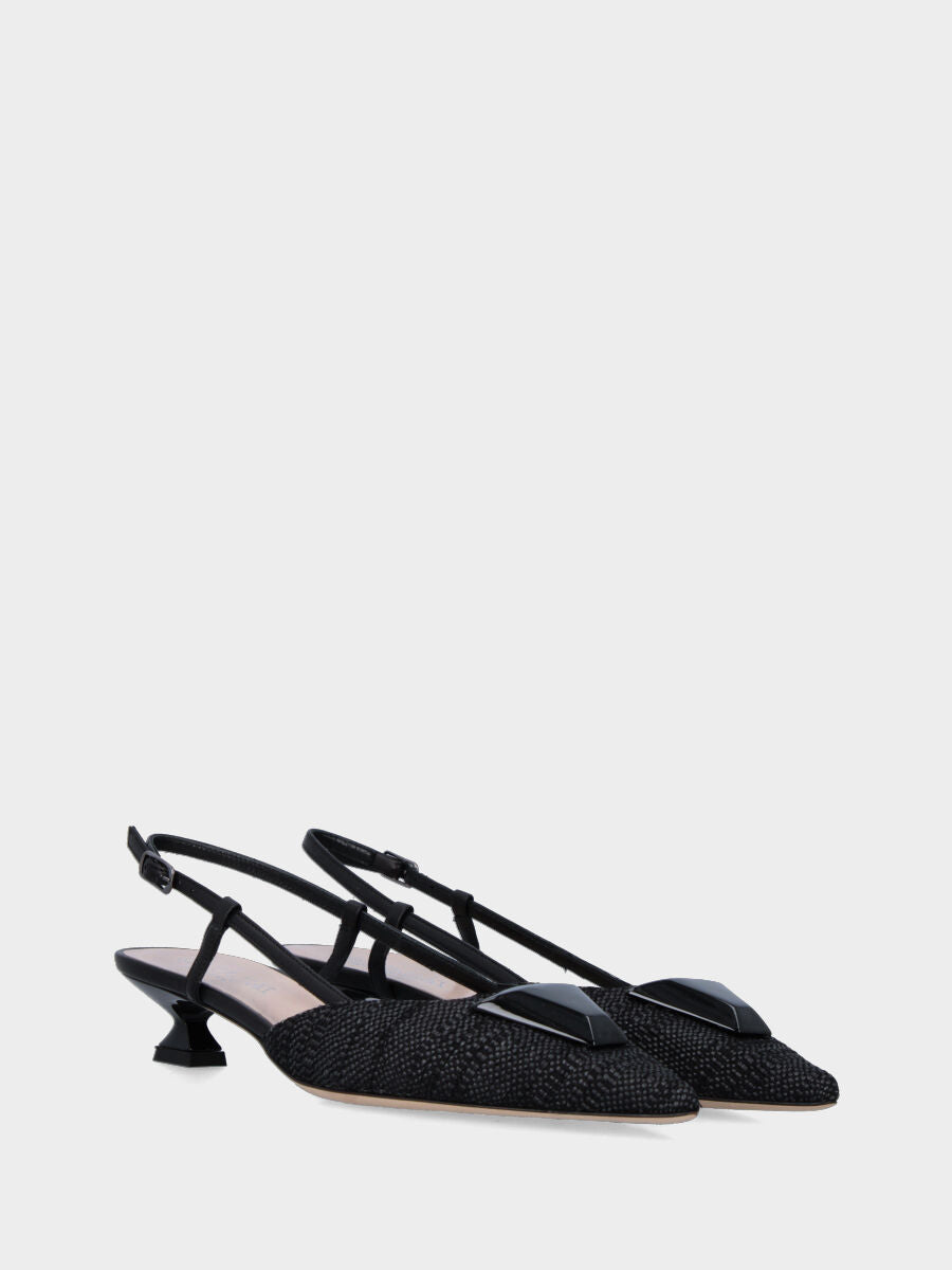 Slingback nera in tessuto con accessorio a trapezio
