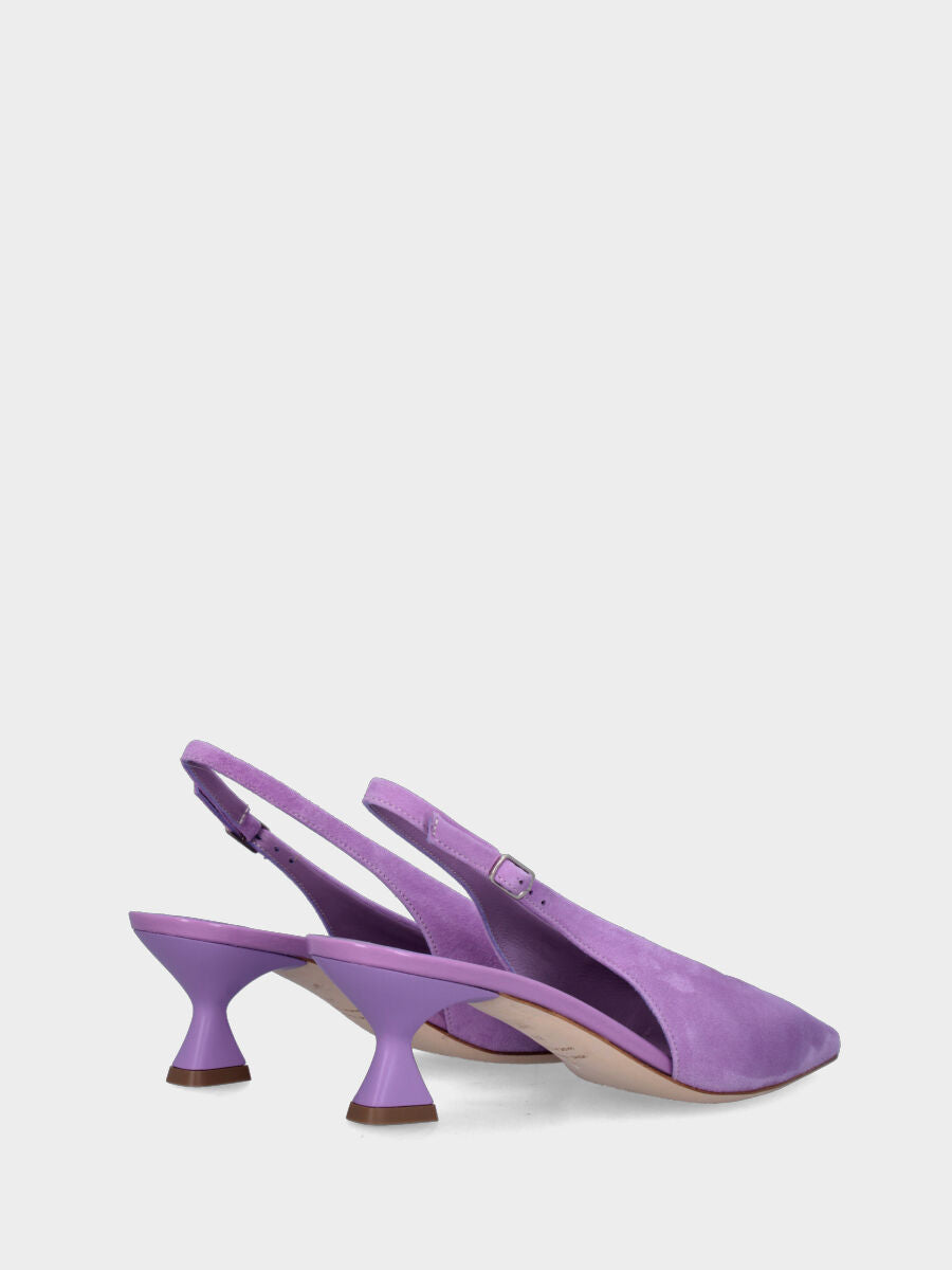 Lilac leather slingback with square neckline and chalice heel