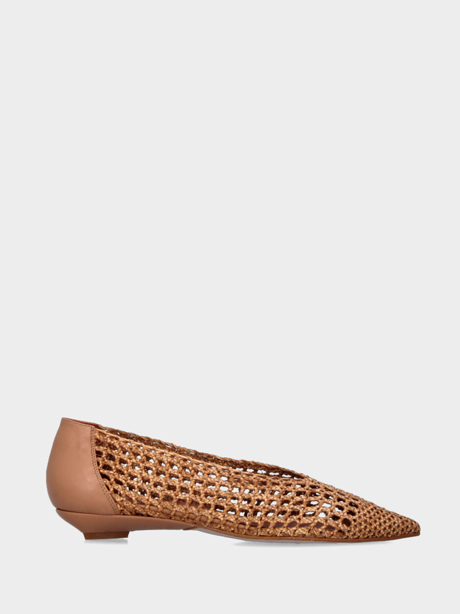 Ballerine en raphia beige avec semelle compensée et empeigne tressée ajourée