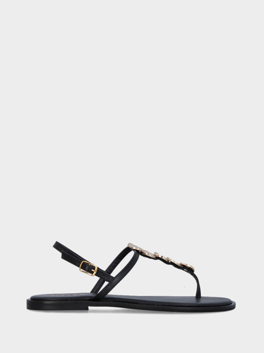 Infradito in nappa nera con placchette metalliche