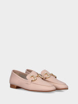 Mocassino in nappa rosa cipria con morsetto e bordo cucito adler