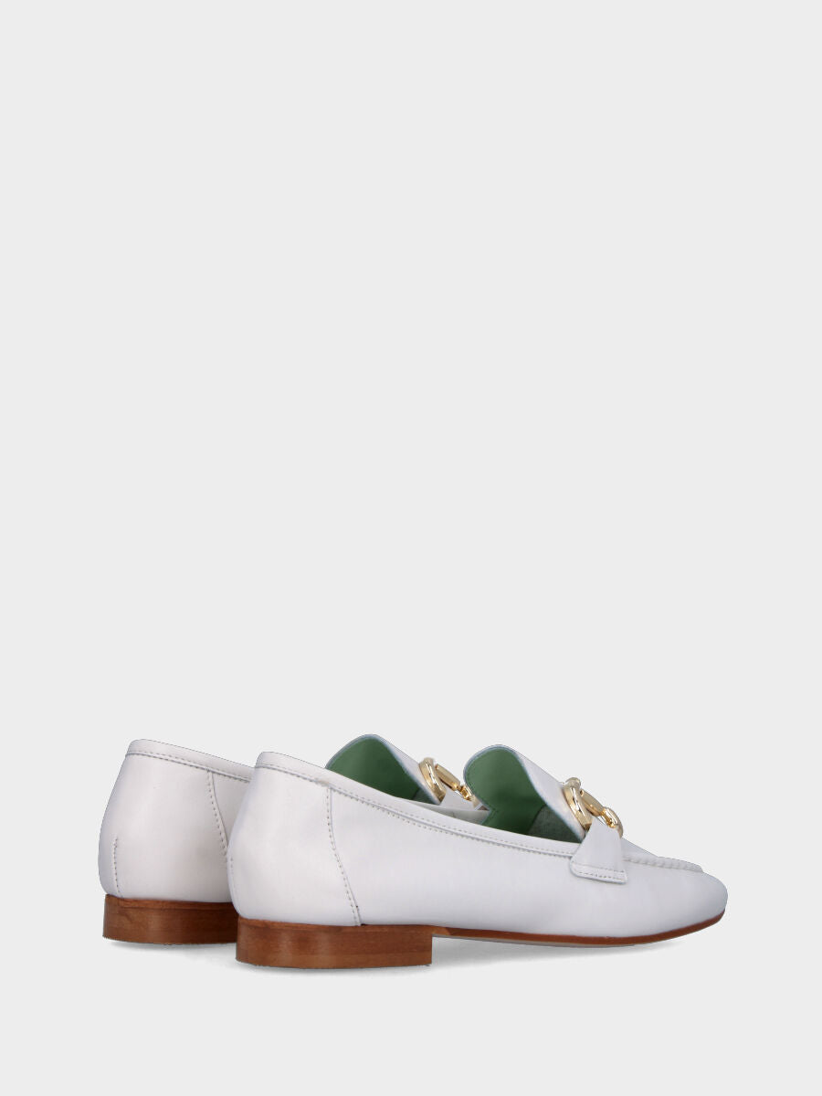 Mocassino in nappa bianca con morsetto e bordo cucito adler
