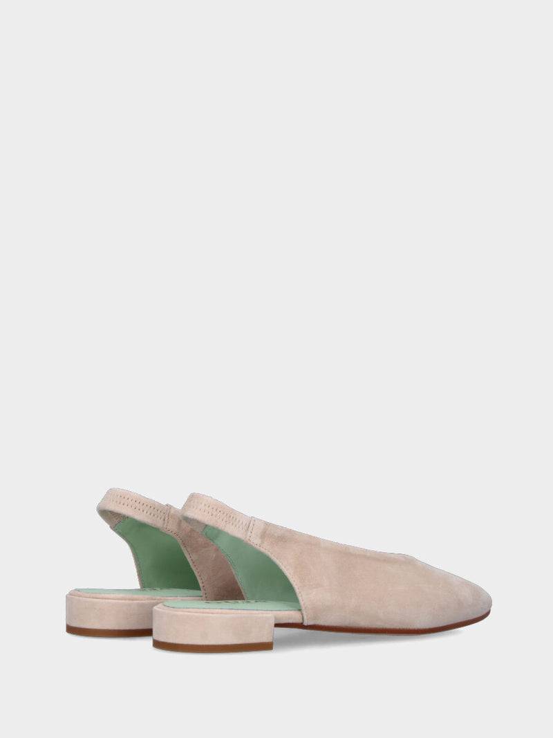Slingback in camoscio nude con tacco a blocco