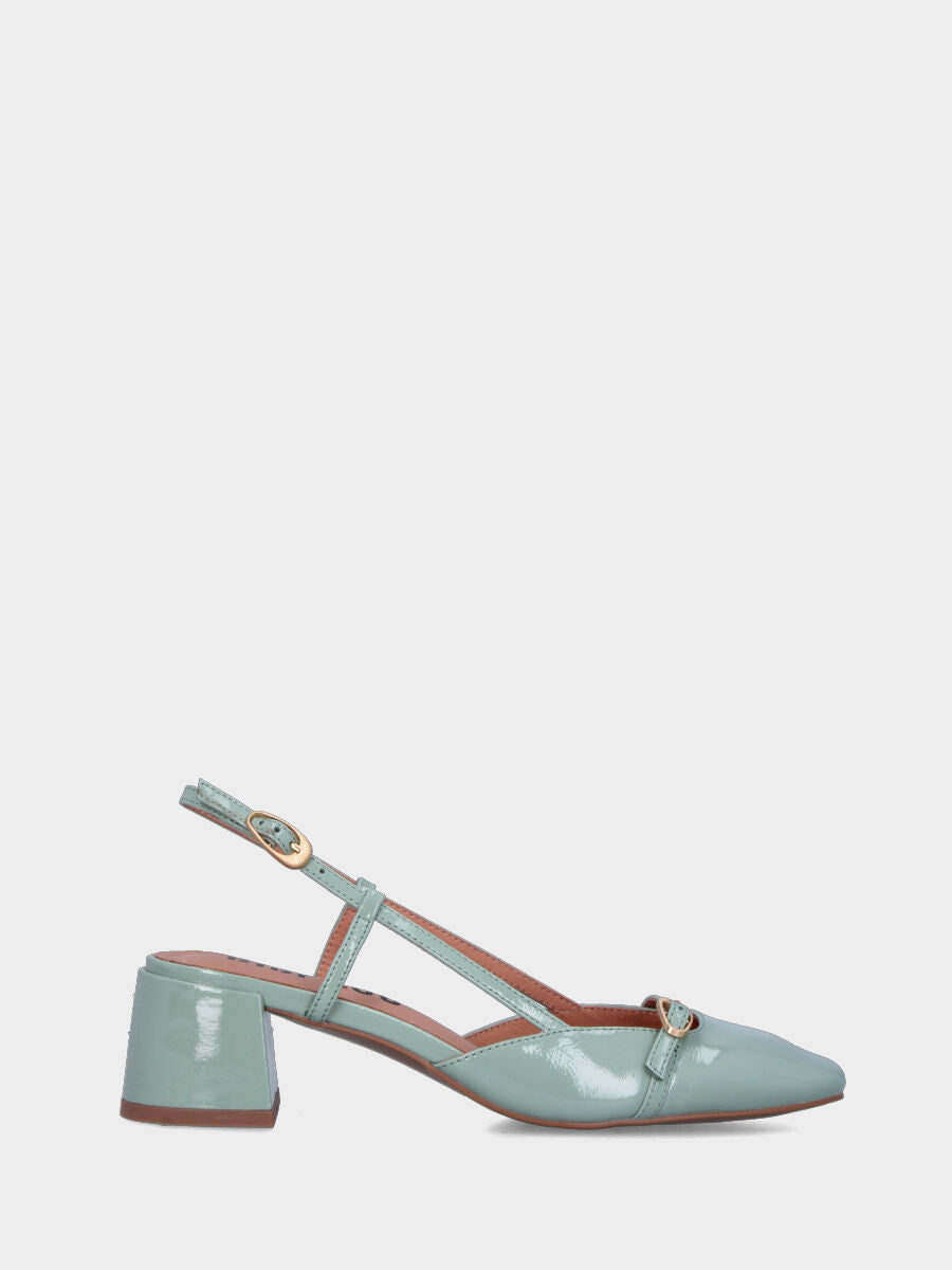 Slingback in vernice verde menta con cinturino e punta quadrata stondata
