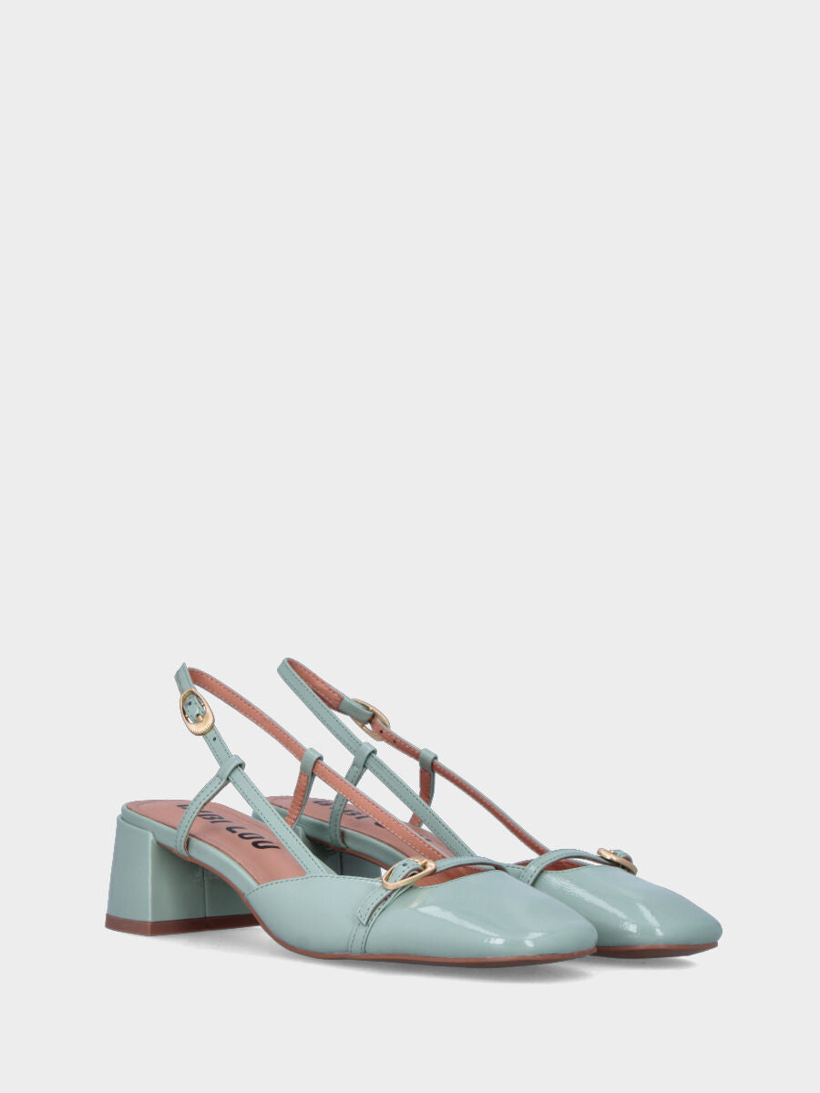 Slingback in vernice verde menta con cinturino e punta quadrata stondata
