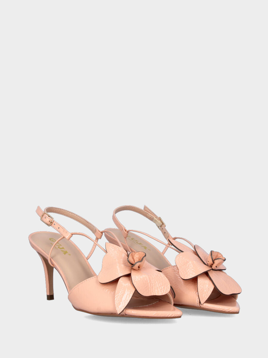 Sandalo in naplak nude con fiore ornamentale e tacco a coda
