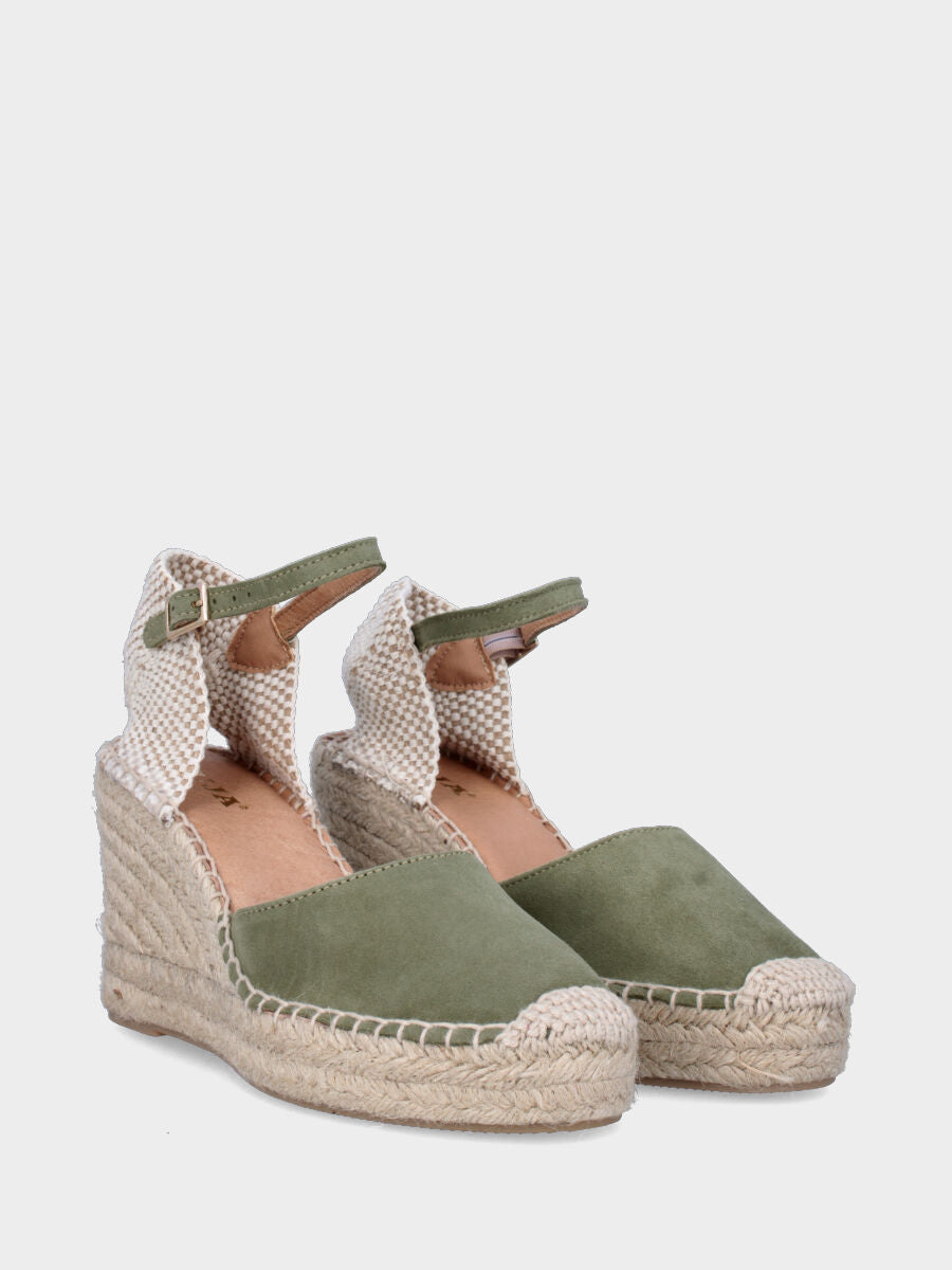 Campesina in camoscio verde con zeppa e platform