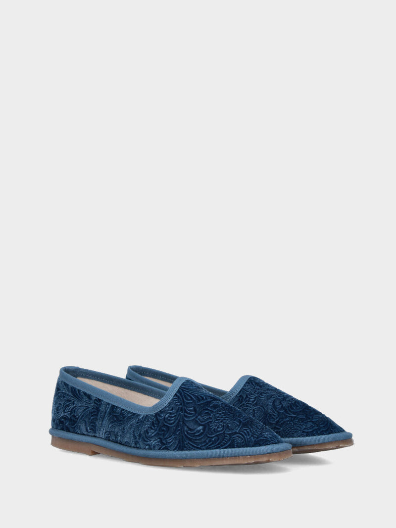 Friulana in velluto broccato azzurro con punta tonda