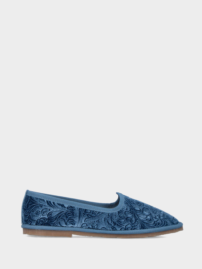 Friulana in velluto broccato azzurro con punta tonda