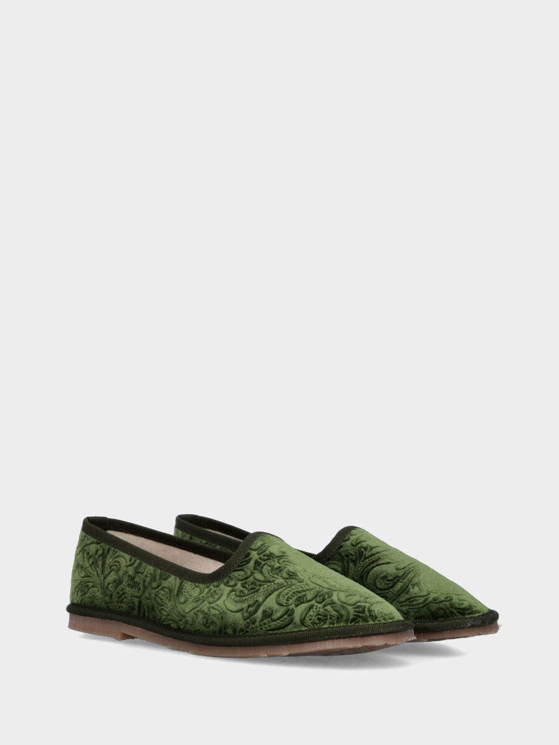 Friulana in velluto broccato verde muschio con punta tonda