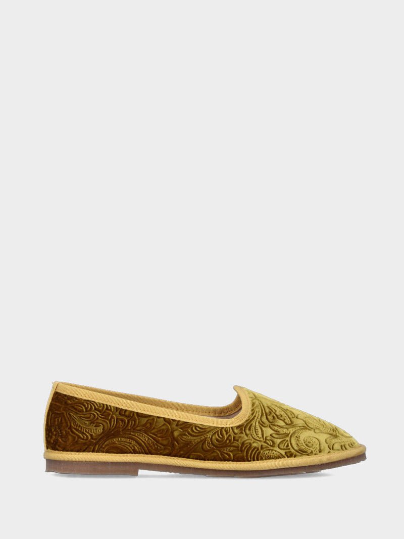 Friulana in velluto broccato giallo senape con punta tonda