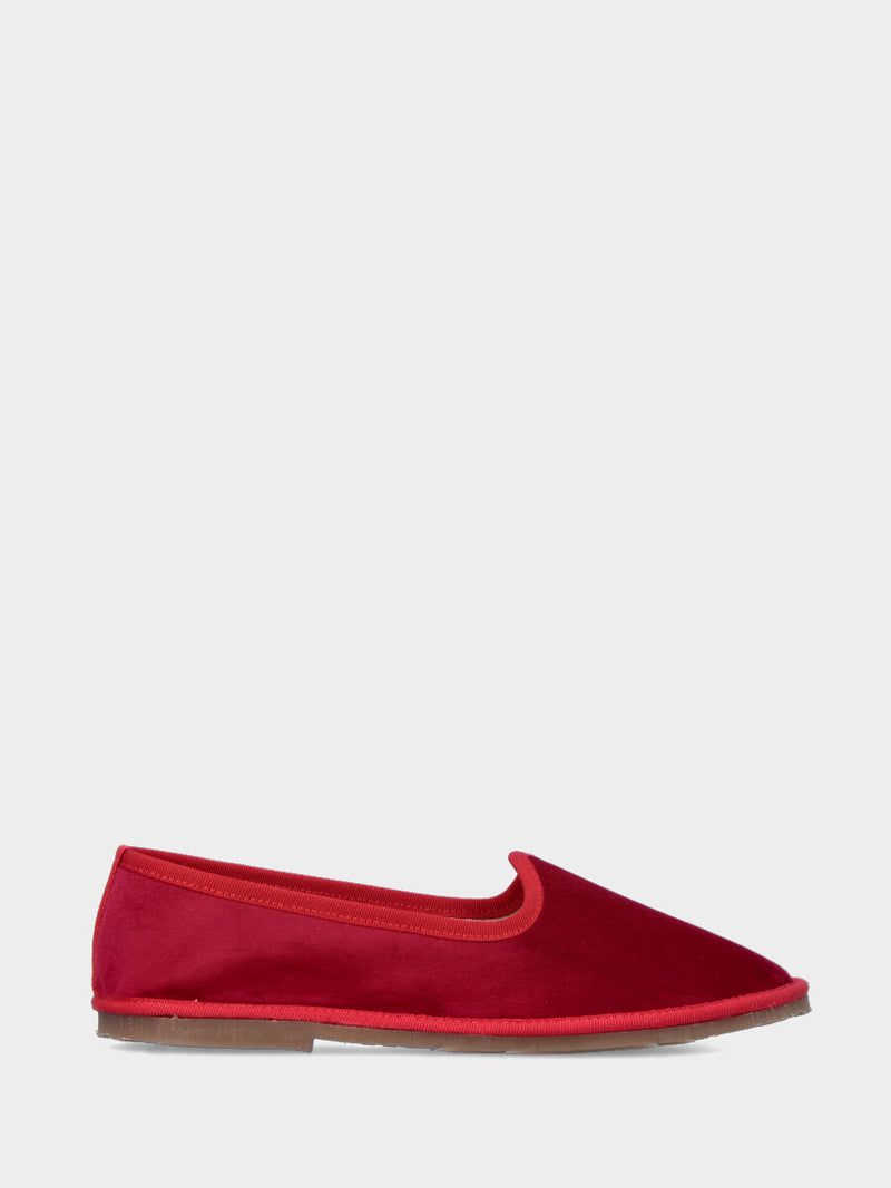Friulana in velluto liscio rosso magenta con punta tonda