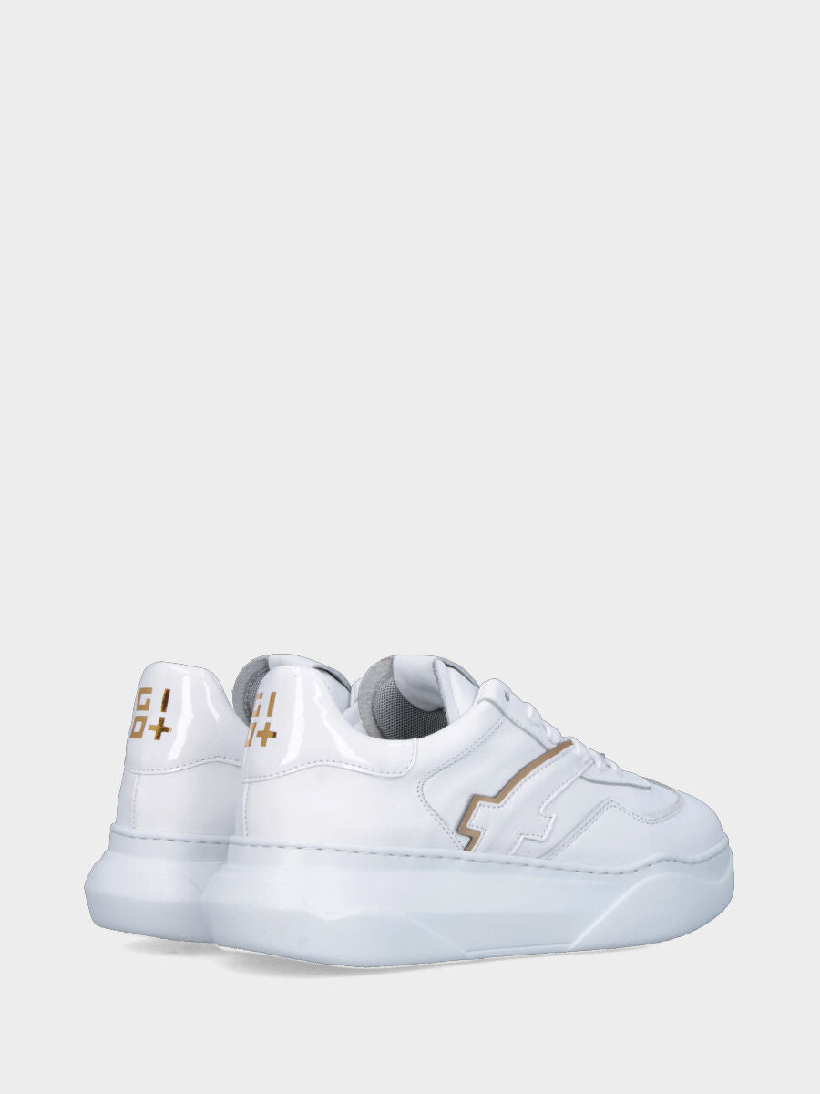 Sneaker in vitello bianco con toppone in naplak e suola alta