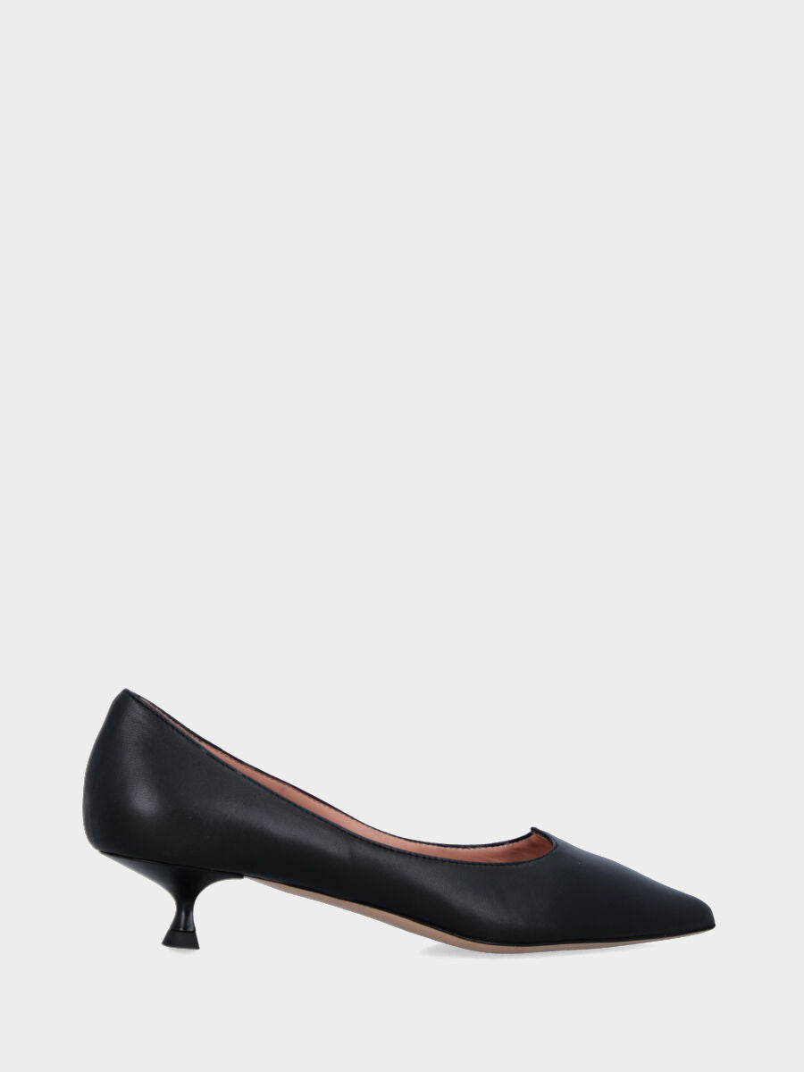 Décolleté in nappa nera con scollo ad onda
