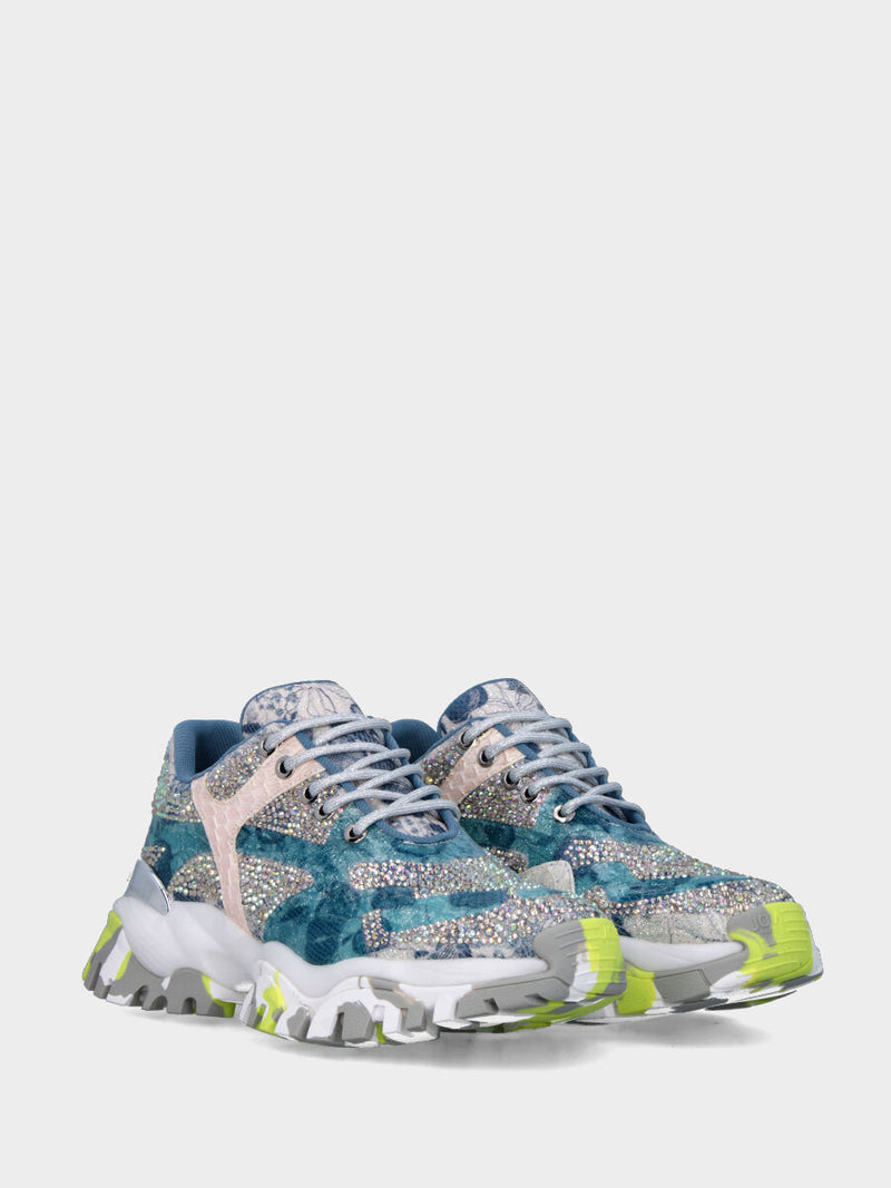 Sneaker in tessuto azzurro con cristalli e dettagli fantasia