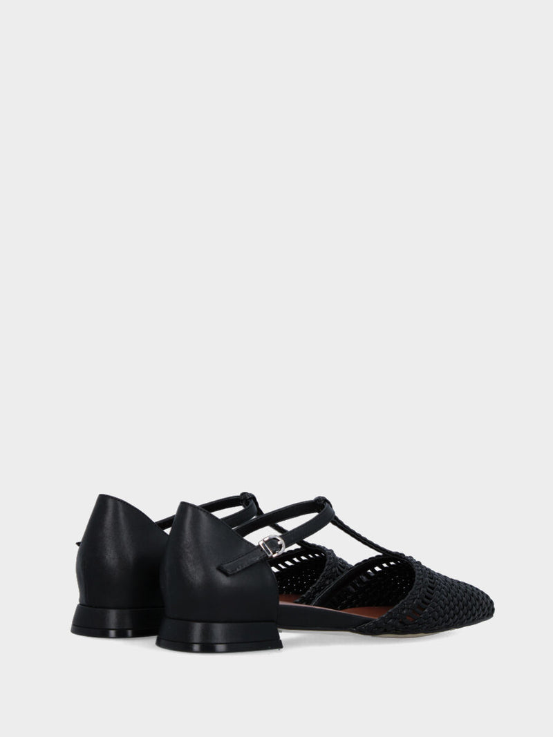 Ballerina Charleston in nappa nera con punta sfilata intrecciata