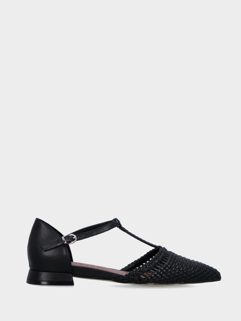 Ballerina Charleston in nappa nera con punta sfilata intrecciata