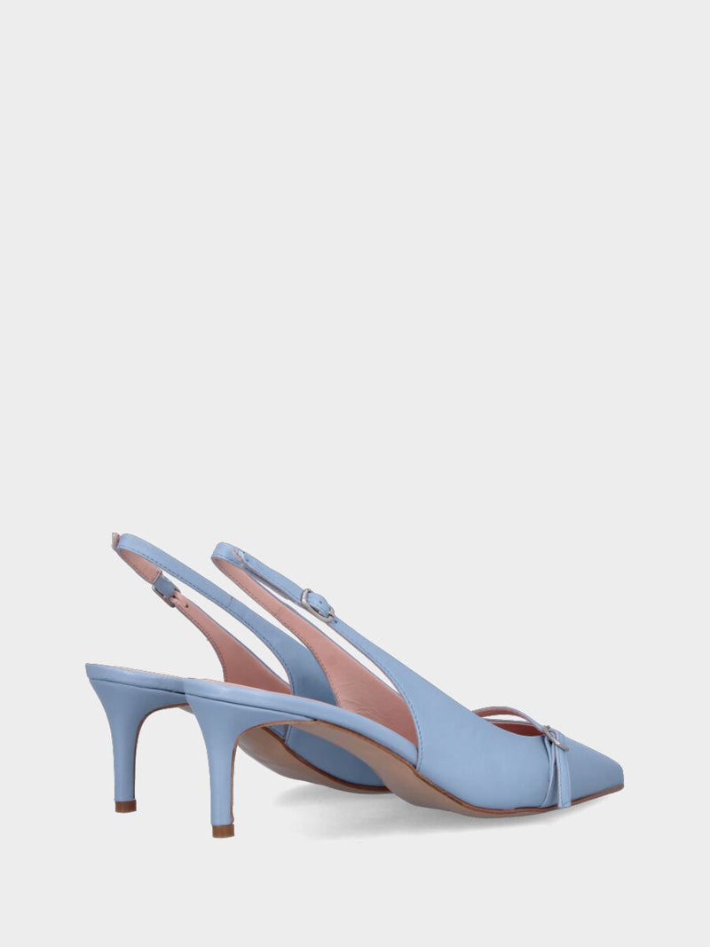 Slingback in nappa celeste con cinturino e tacco a calice