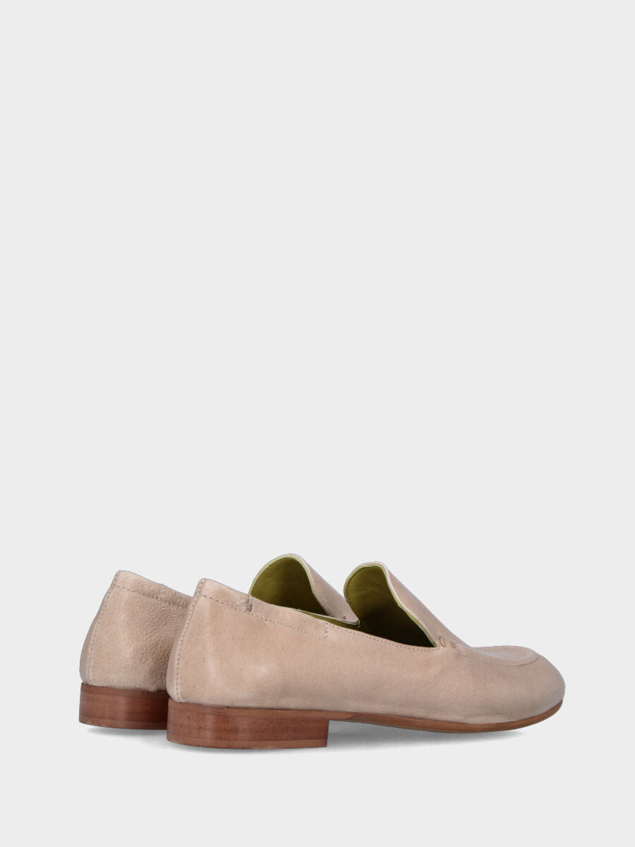 Mocassin en nappa beige avec semelle lisse bordée