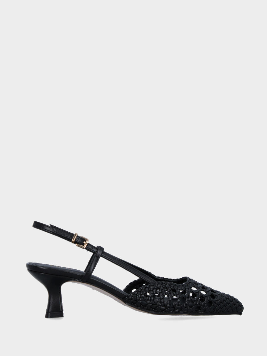 Slingback in nappa nera intrecciata e punta sfilata