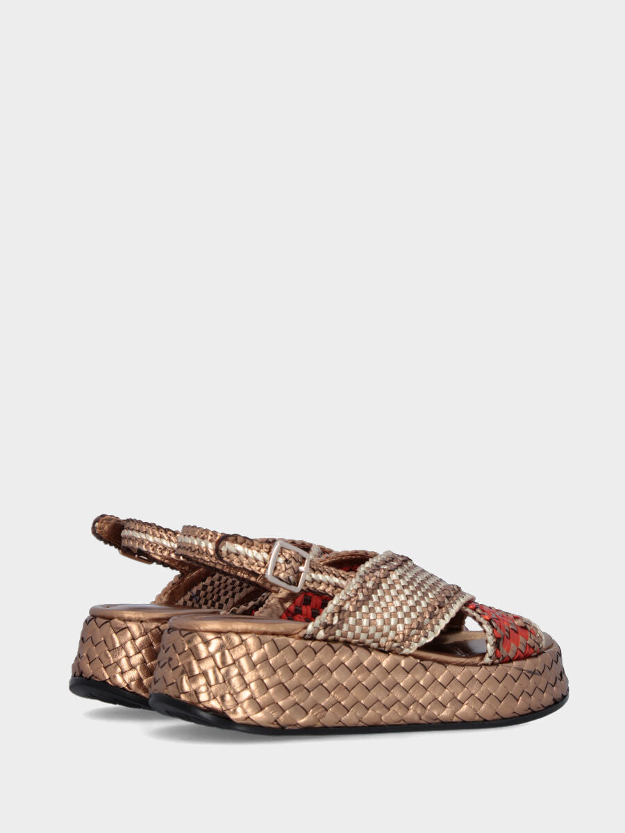 Sandalo platform in laminato bronzo con fasce intrecciate