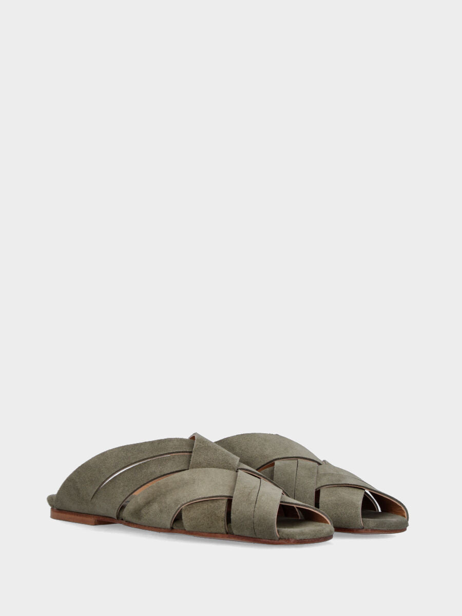Ciabatta in velour verde con fasce alternate lisce e intagliate