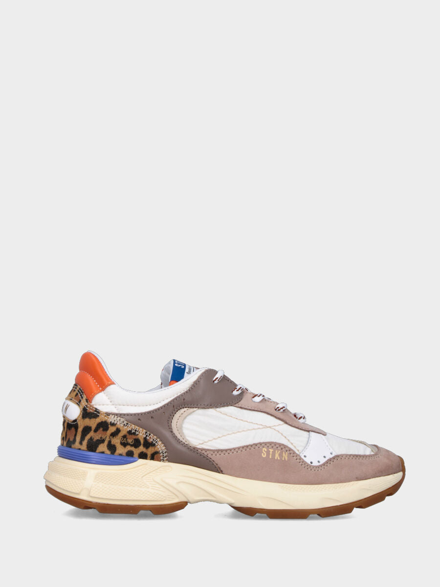 Sneaker in velour e nappa multicolor con suola running