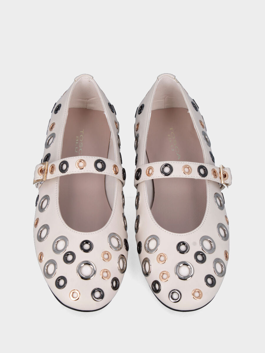 Ballerina Mary Jane in nappa bianco latte con anellini metallici