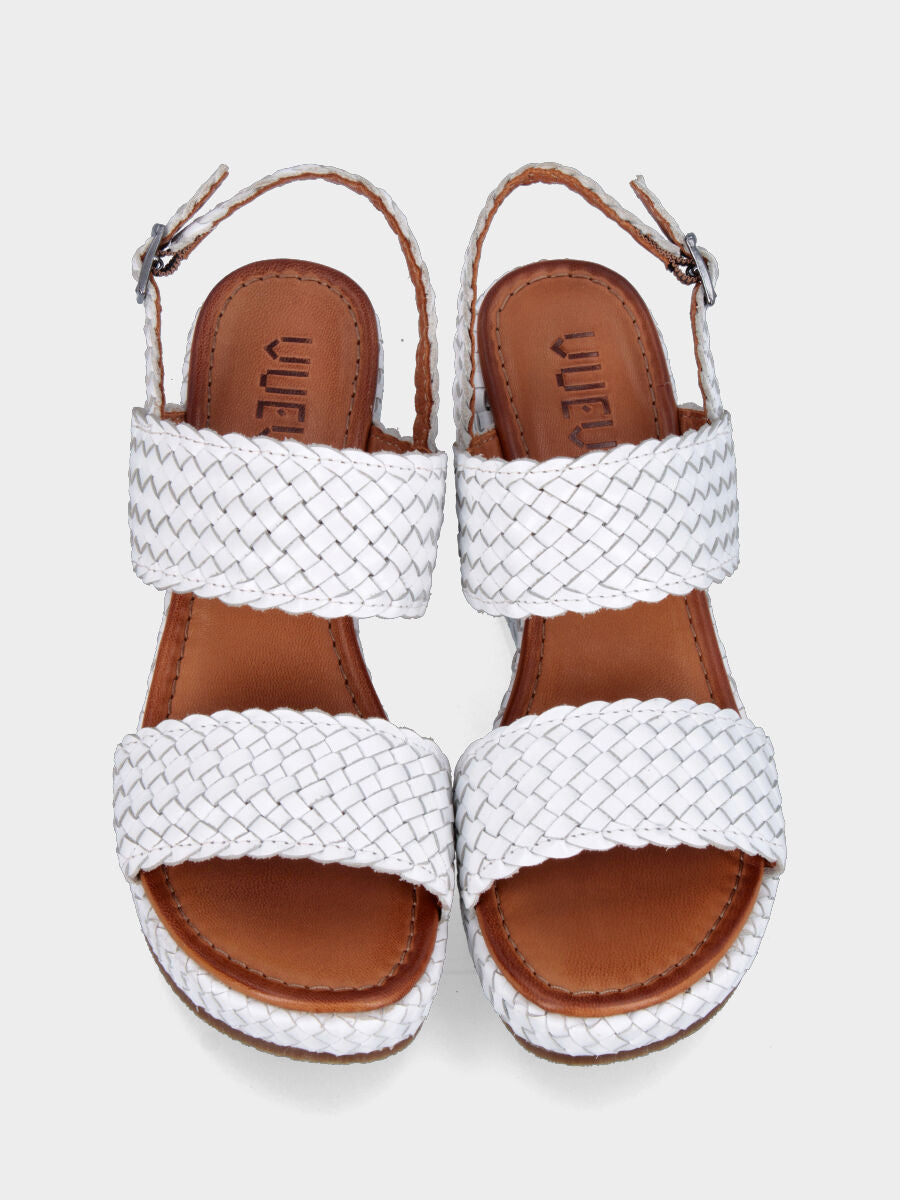 Sandalo in nappa bianca con zeppa intrecciata