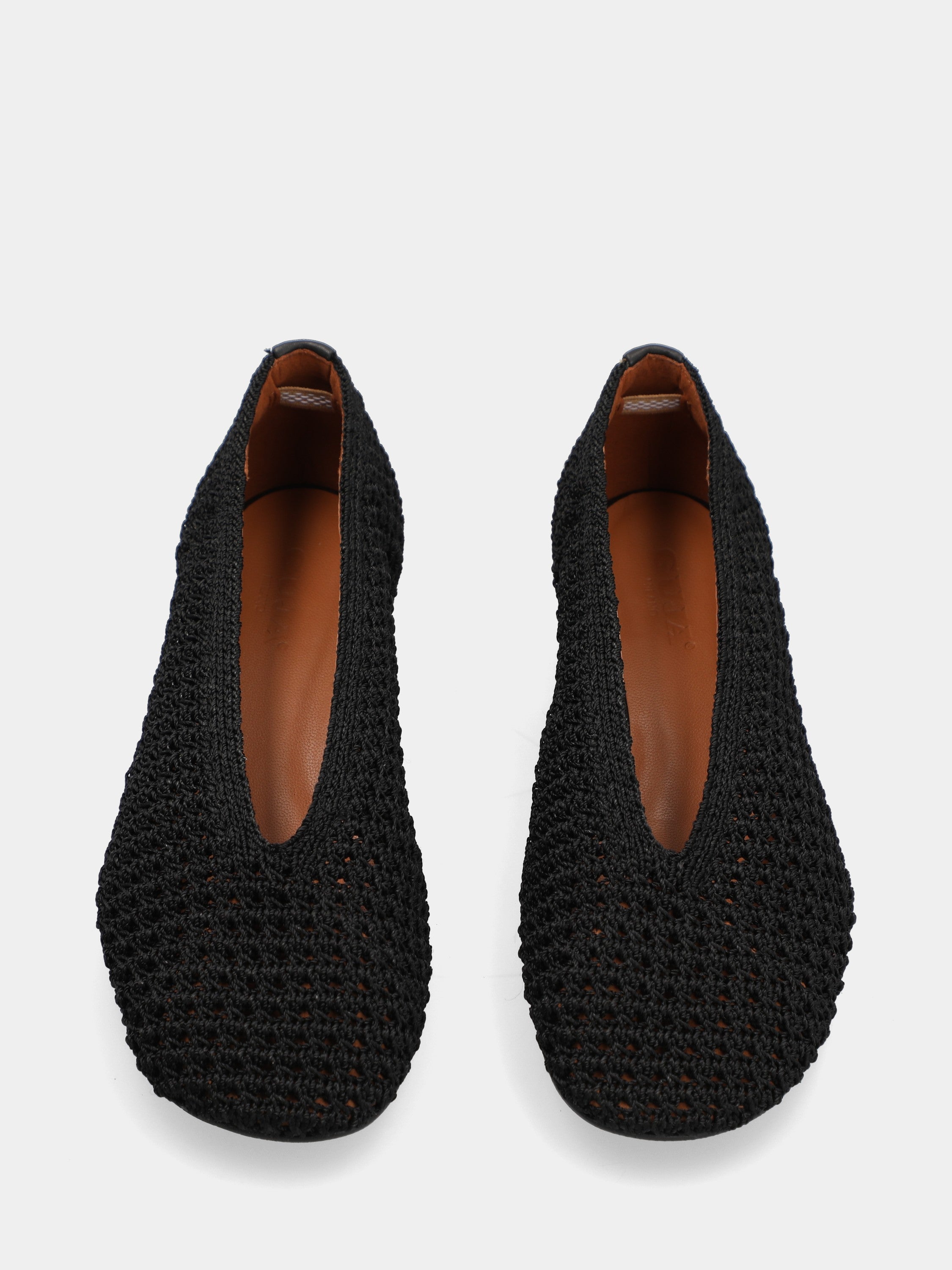 Ballerine en tissu tressé noir avec bout rond
