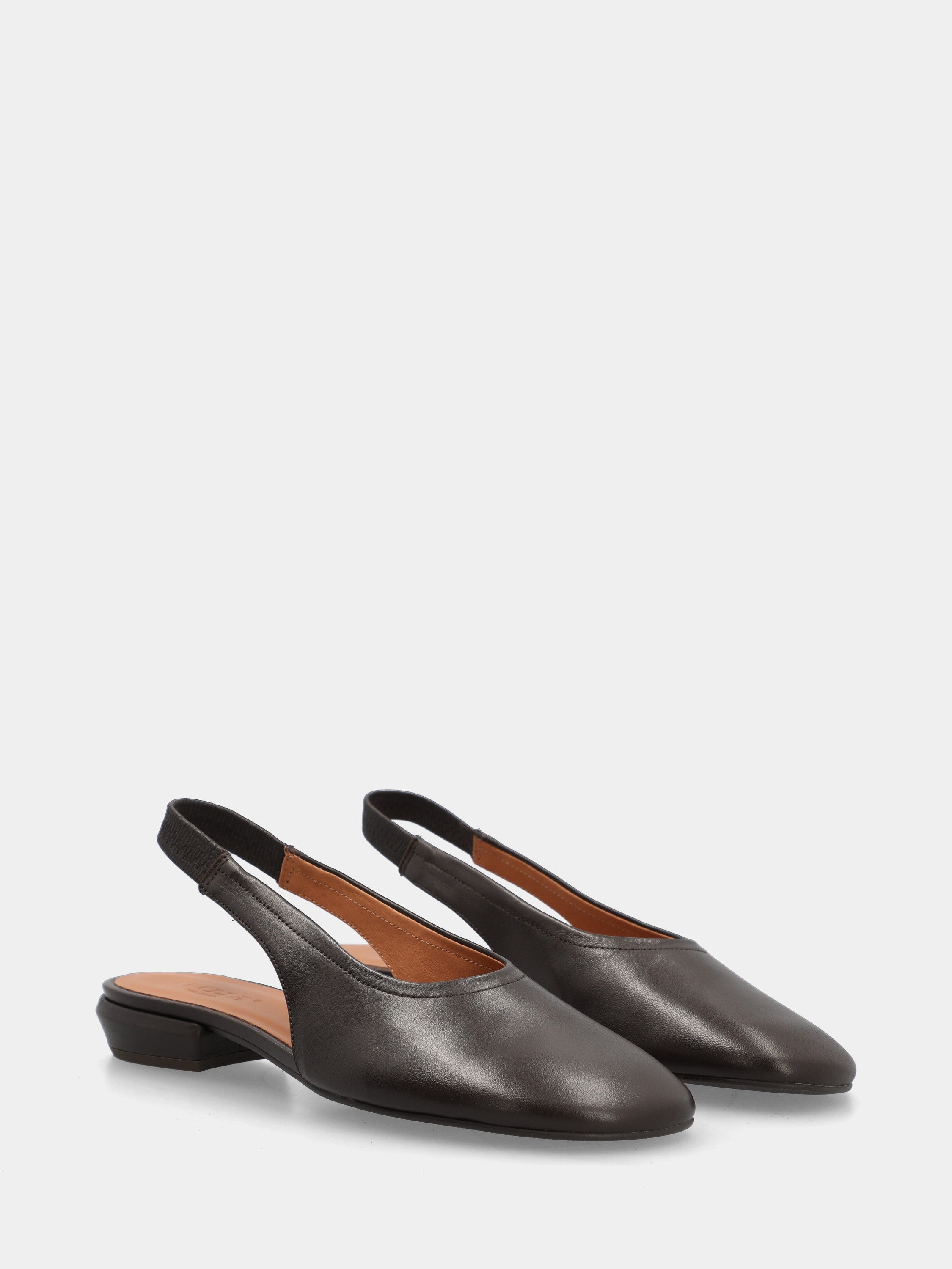 Slingback in vitello testa di moro con tacco a blocco