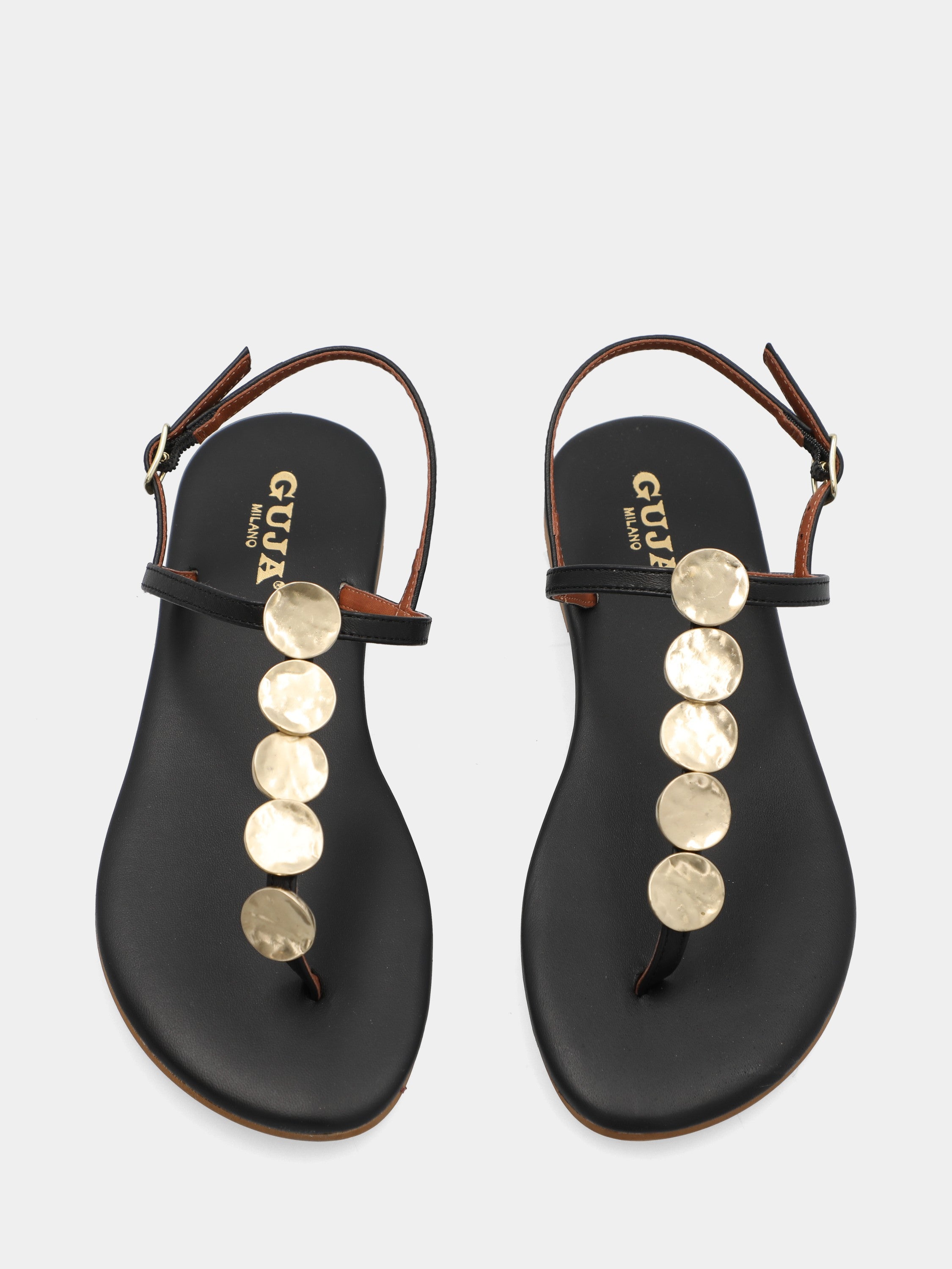 Infradito in vitello nero con placchette metalliche e suola flat