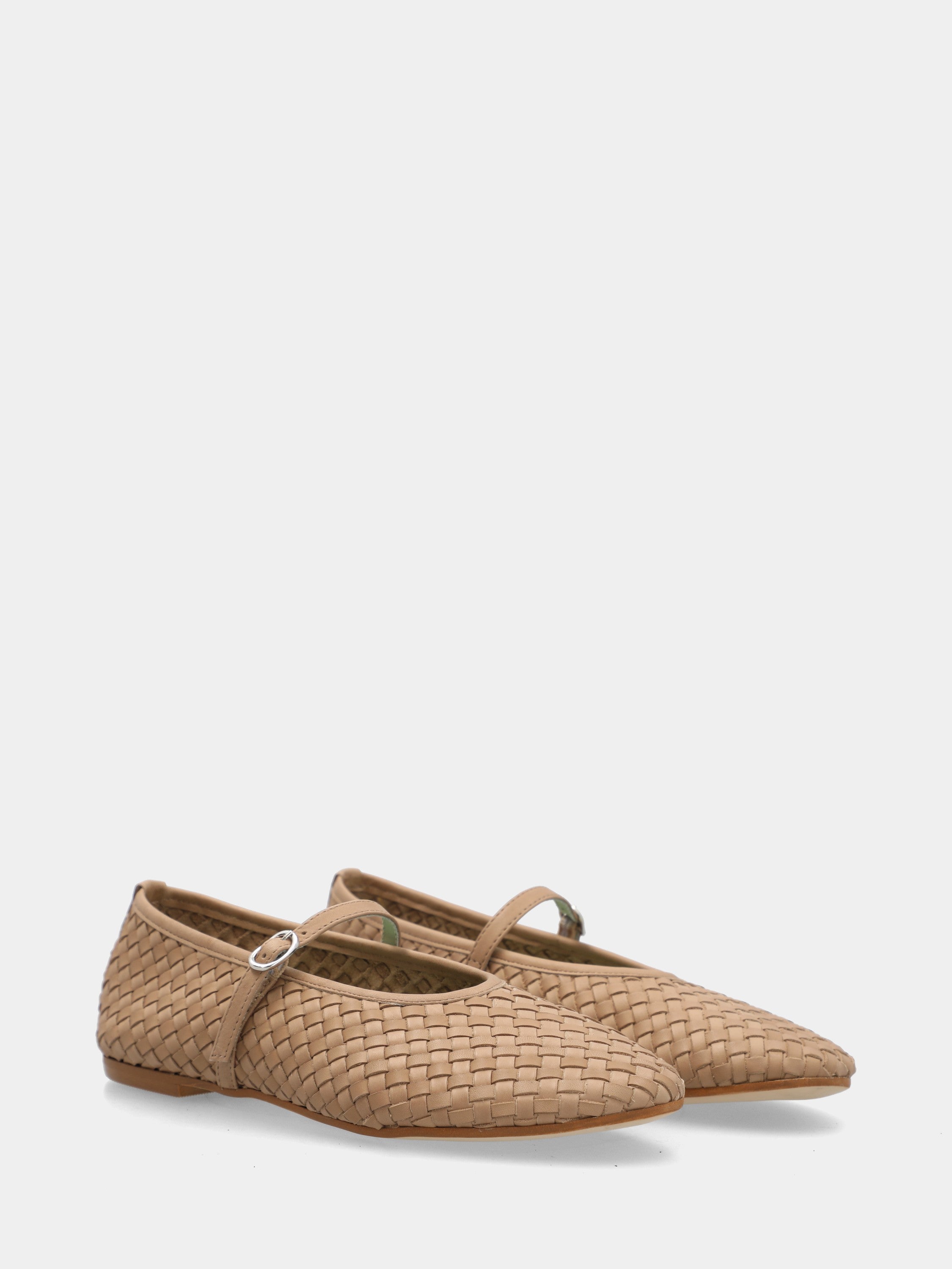 Beige woven calfskin ballet flat with strap and 5mm heel