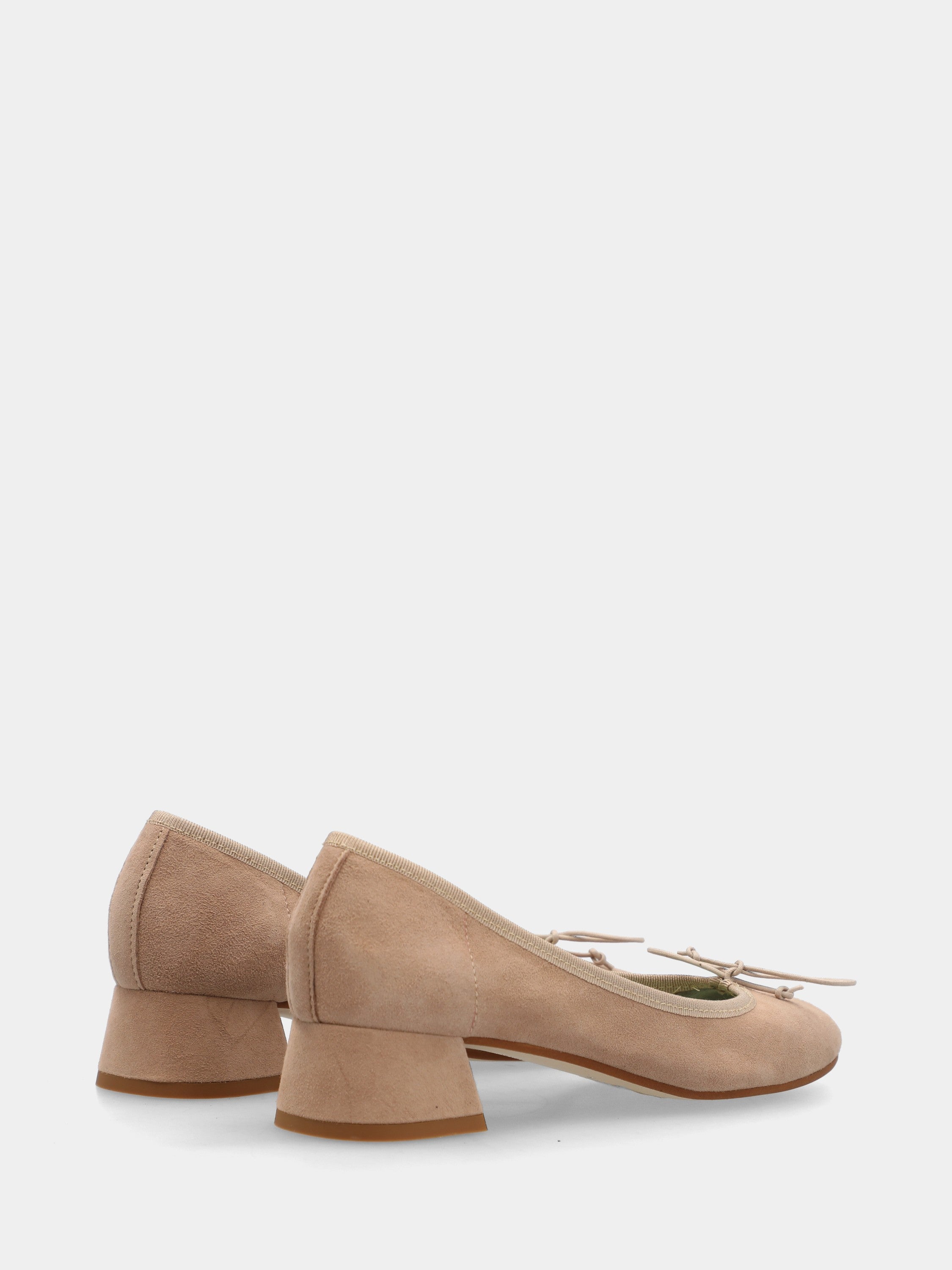 Beige suede ballet flat with strap and round toe