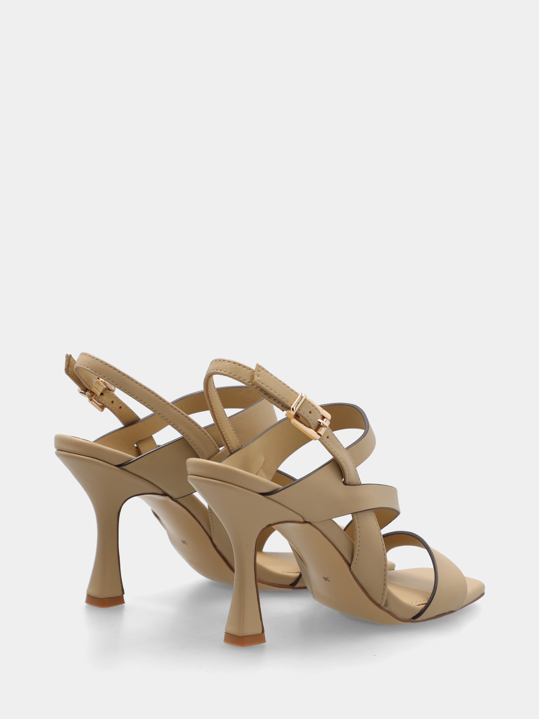 Sandalo in vitello beige con fasce a sbieco