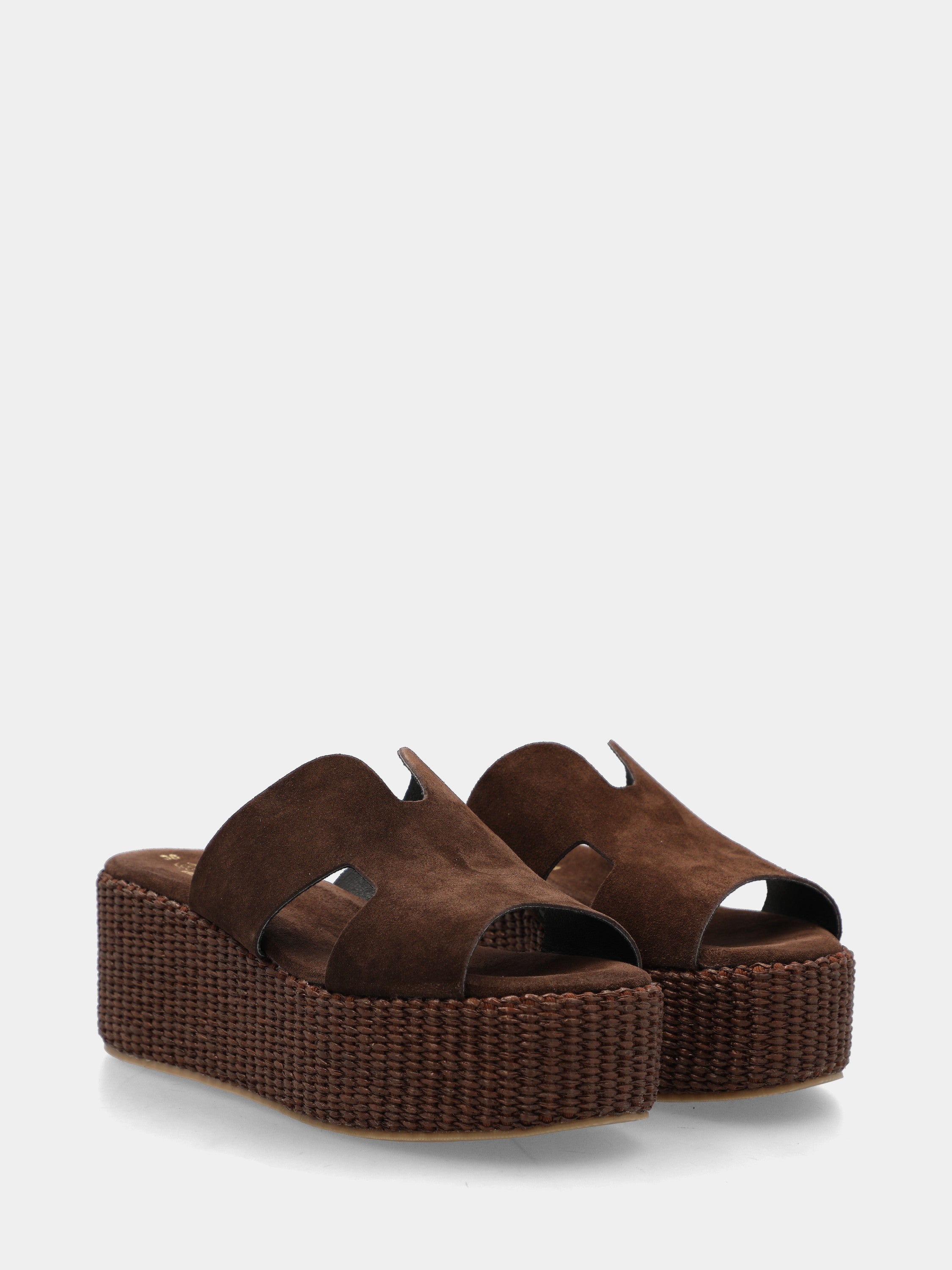 Sabot in camoscio testa di moro con zeppa in raffia