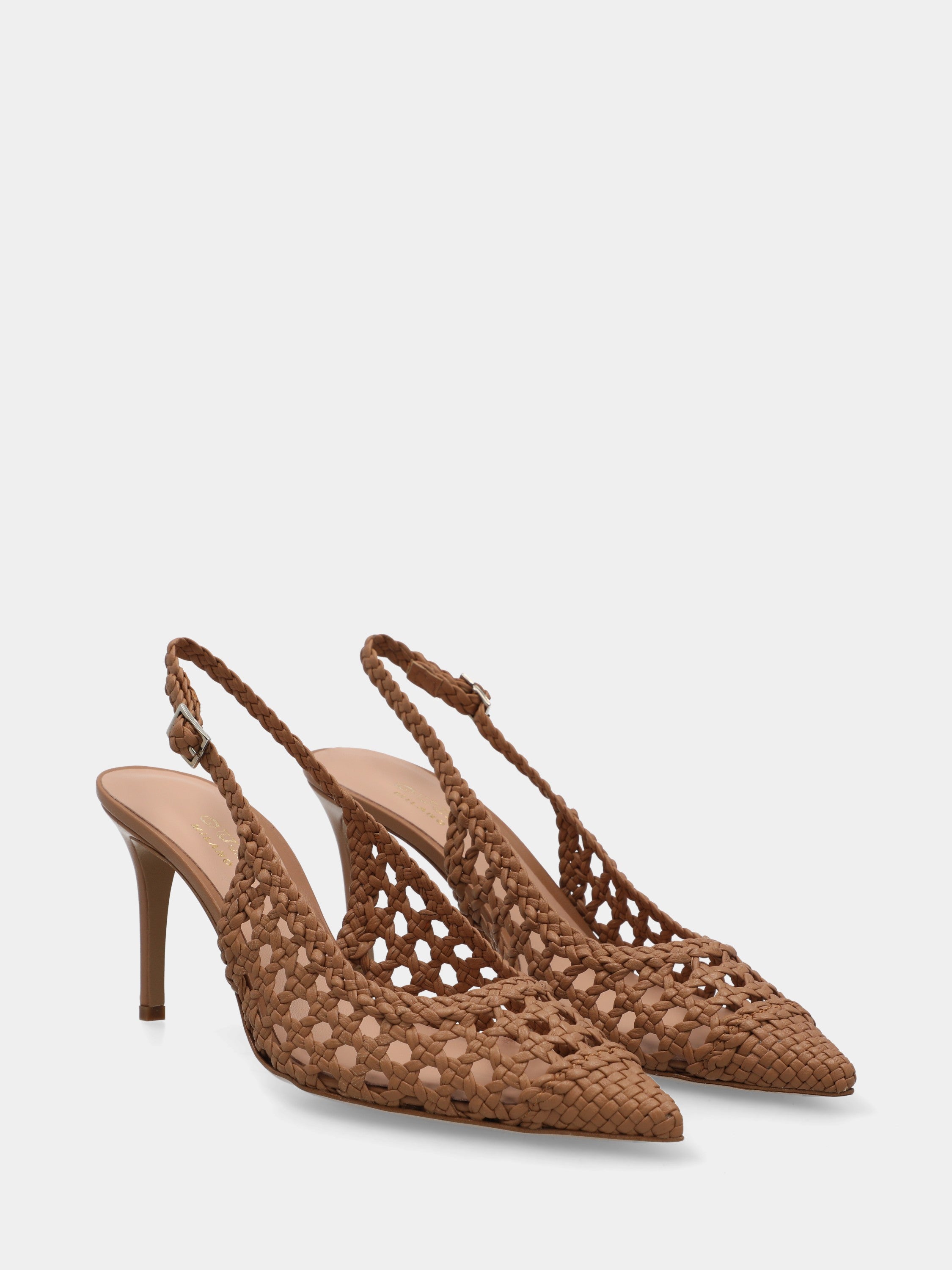 Slingback in nappa beige con tomaia intrecciata