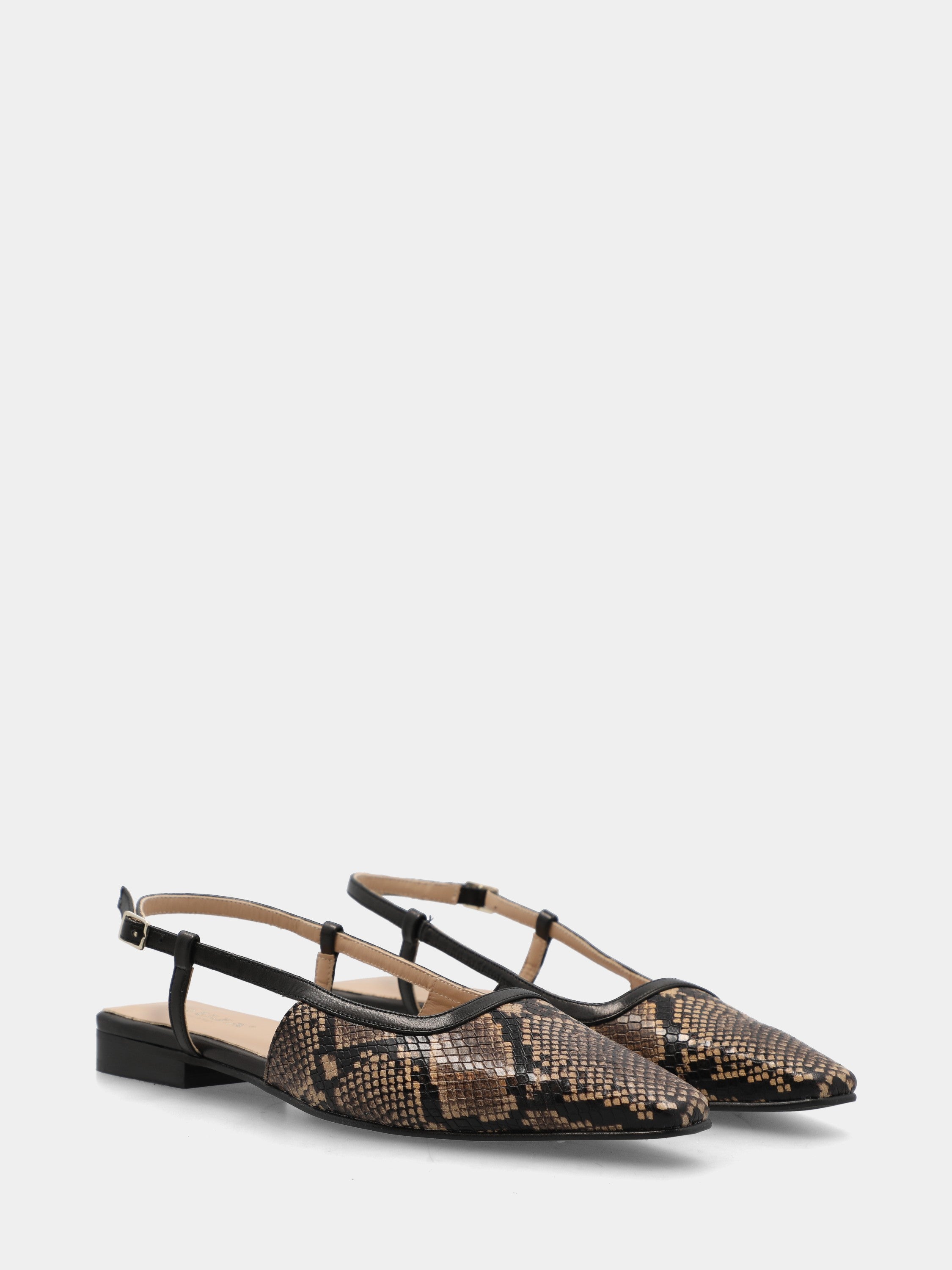 Slingback in vitello nero con stampa pitone