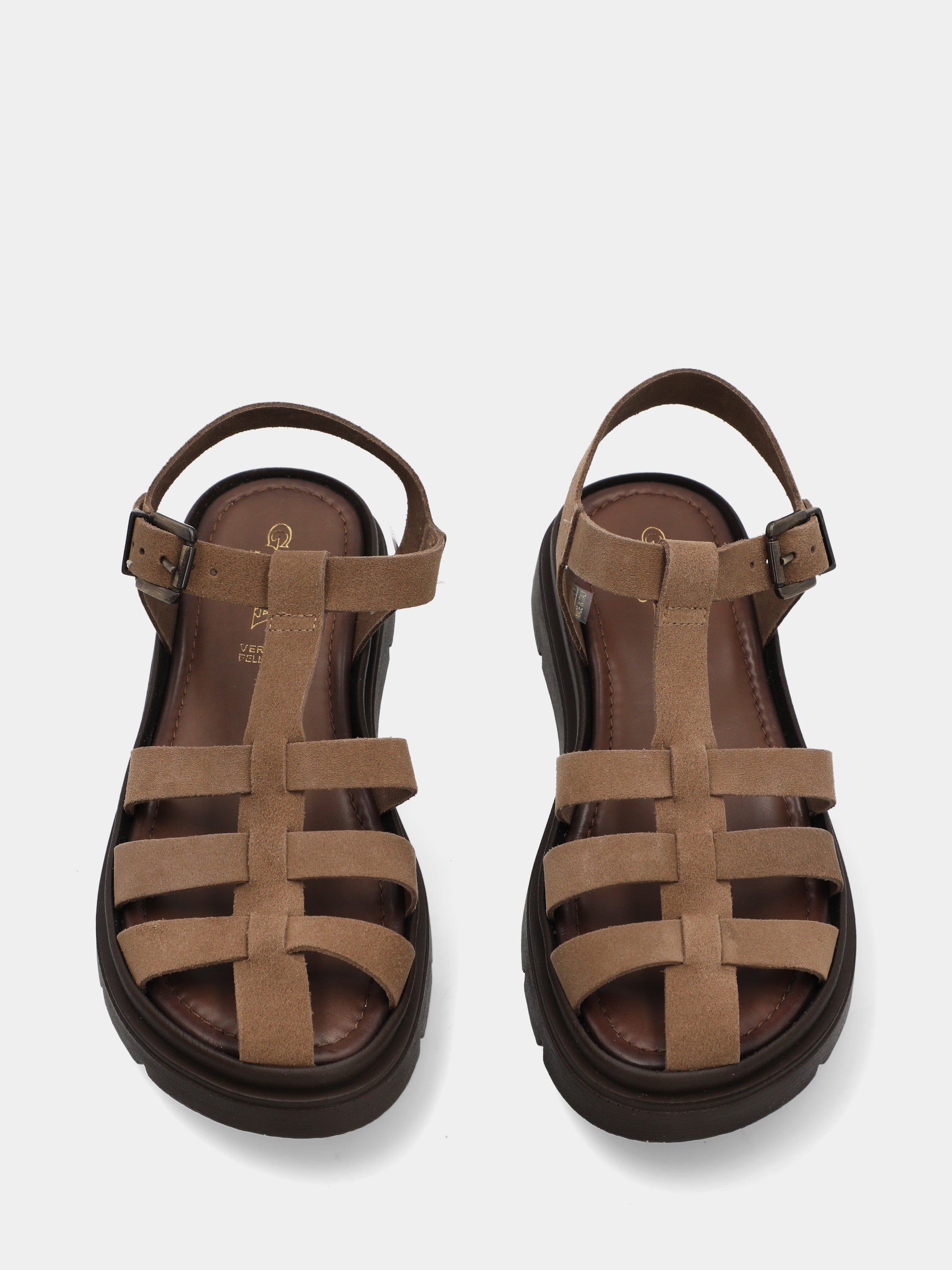 Sandalo in crosta beige con zeppa