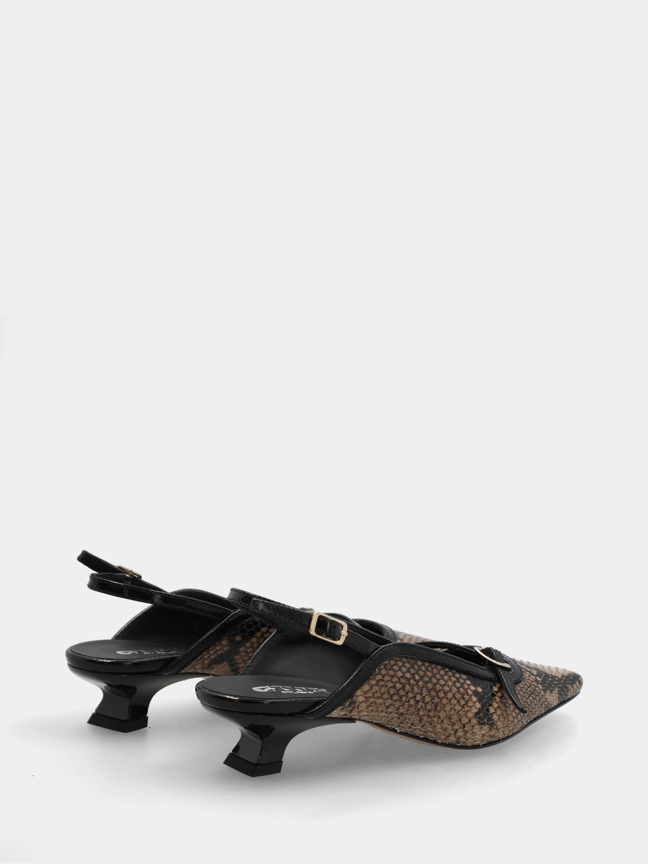 Slingback aus beigem, pythongeprägtem Kalbsleder mit Kelchabsatz