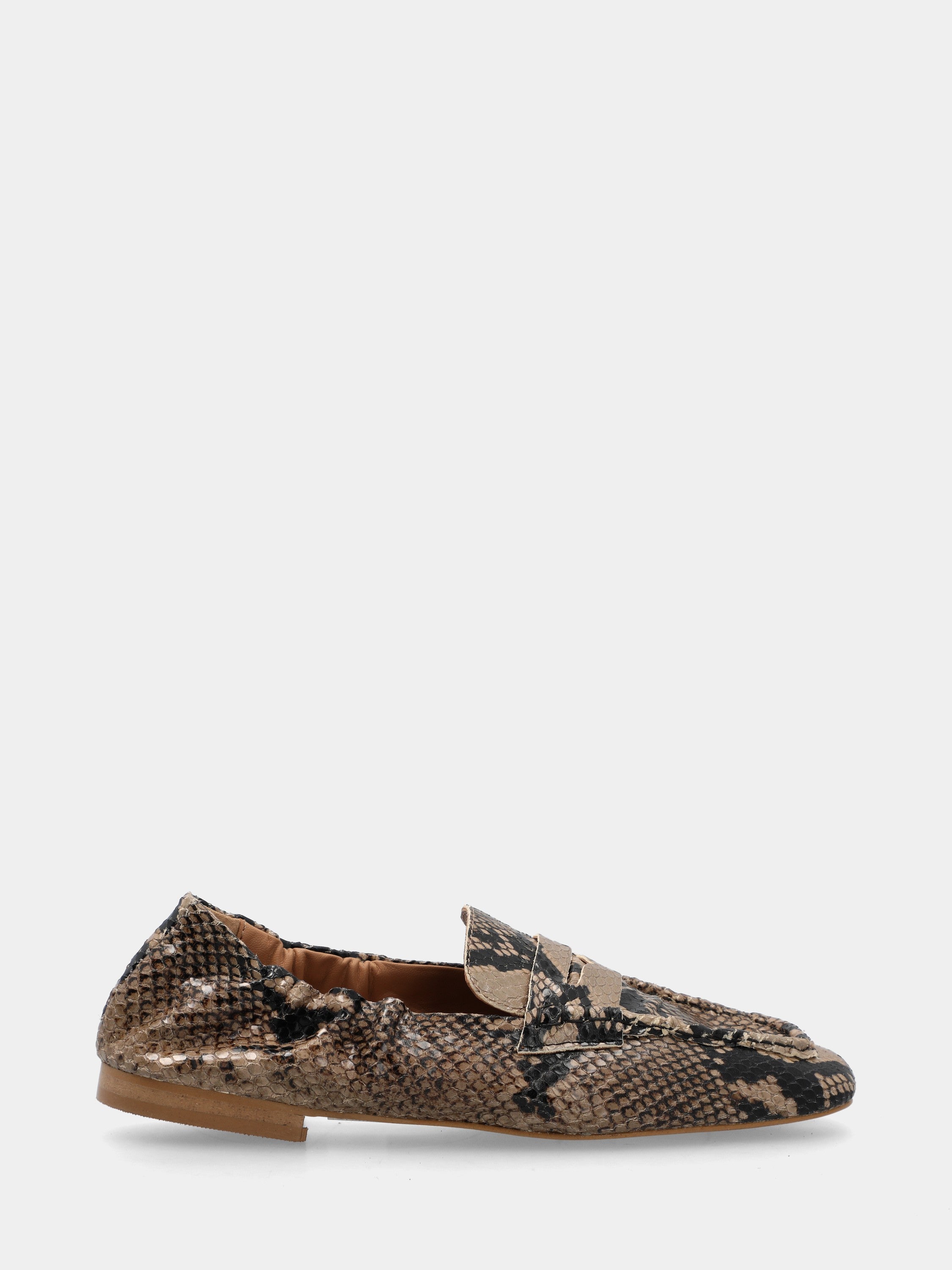 Mocassin en veau python beige avec construction sacchetto