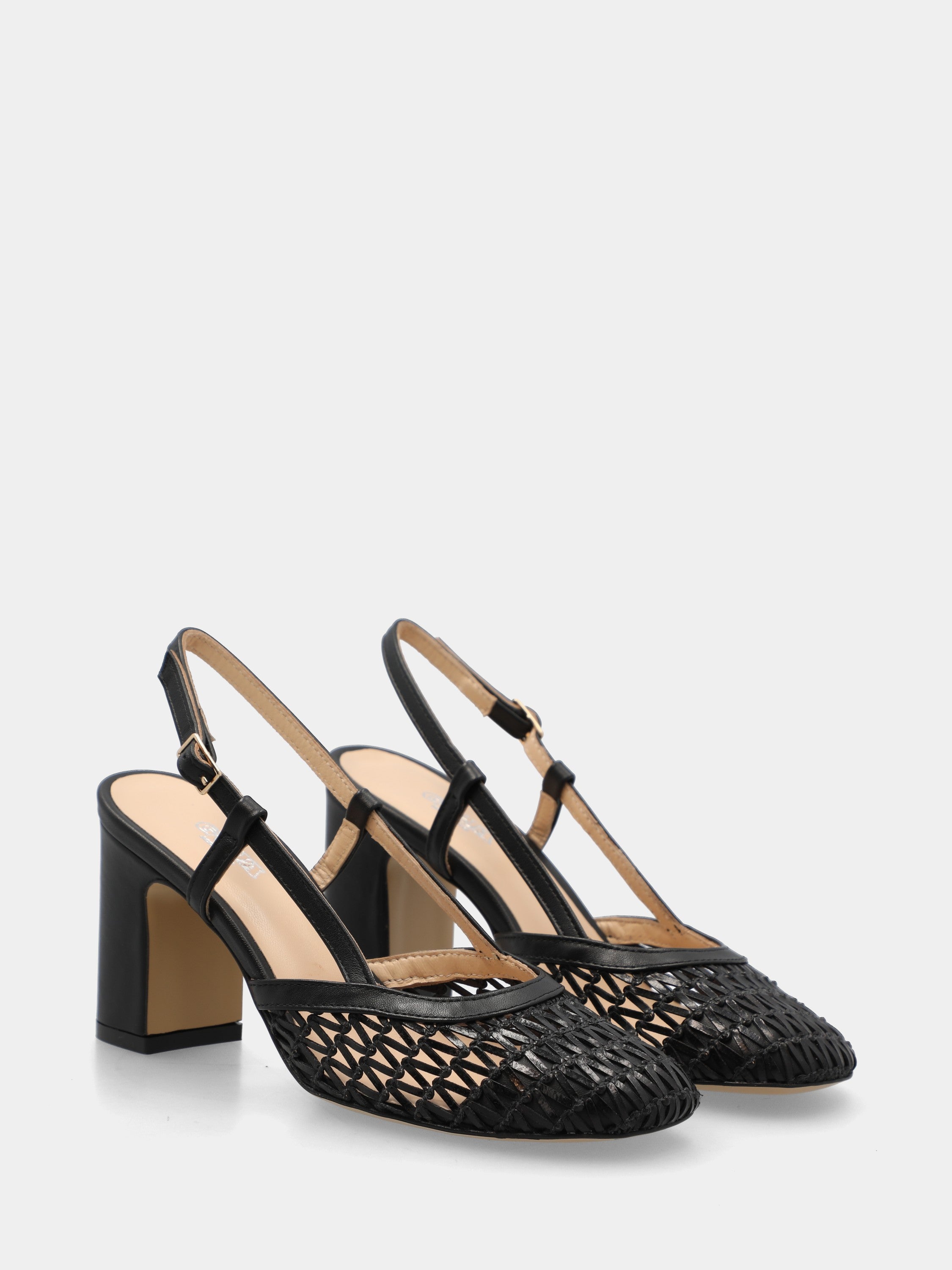 Slingback in rafia nera intrecciata con tacco largo