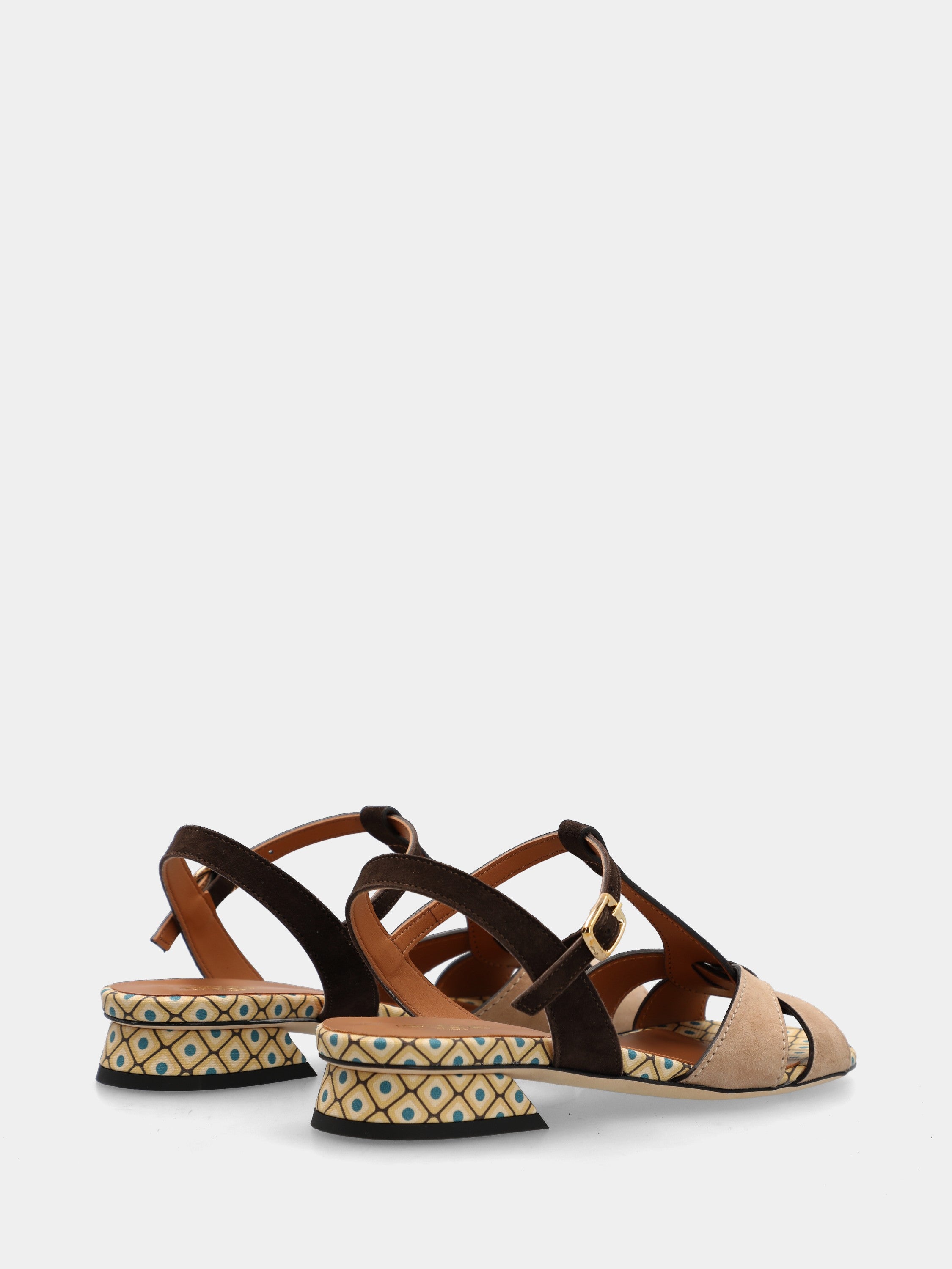 Sandalo in camoscio multicolor con fascette incrociate e tacco a blocco