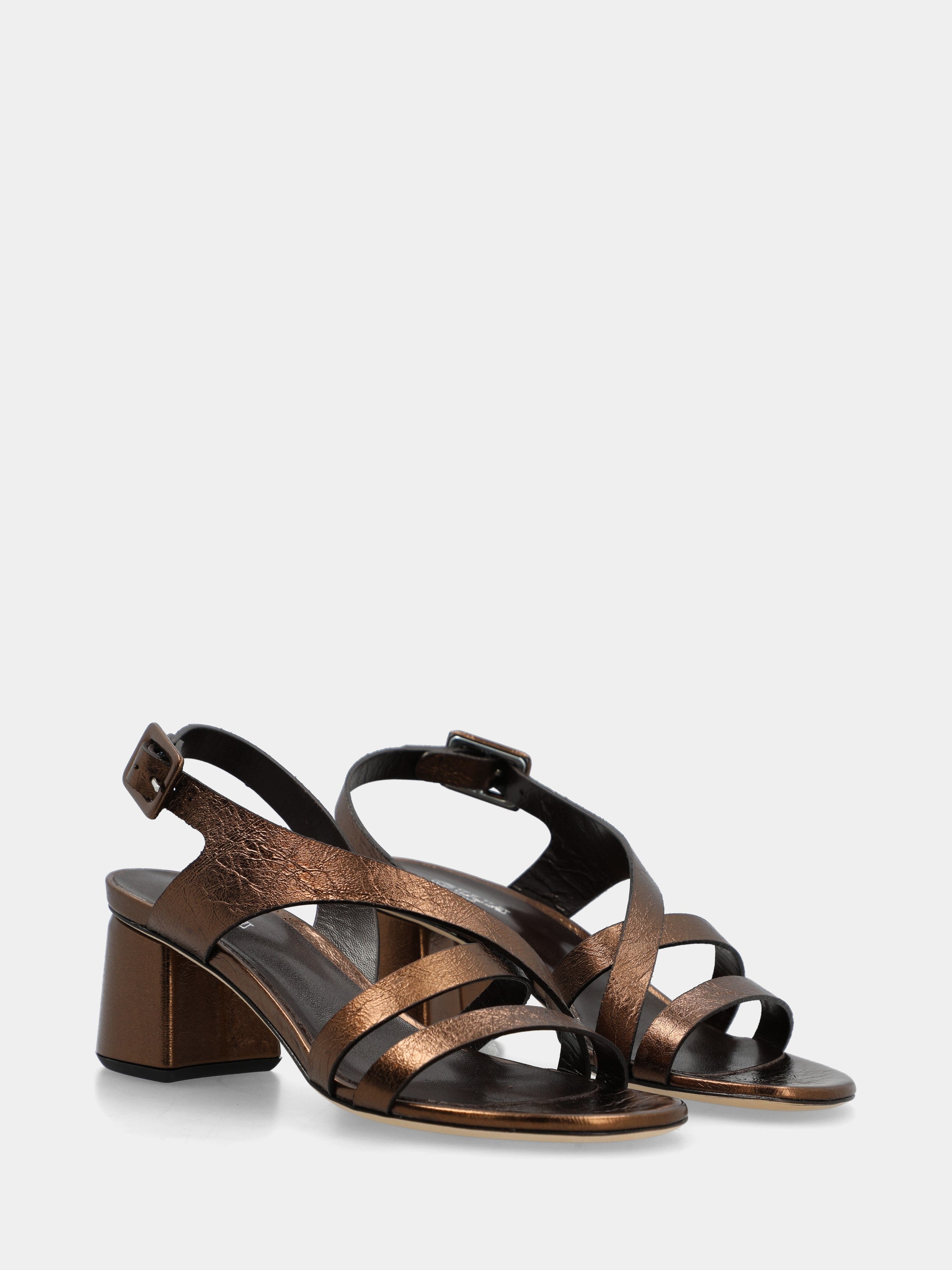 Sandalo in laminato bronzo con tacco cilindrico e fascette a sbieco