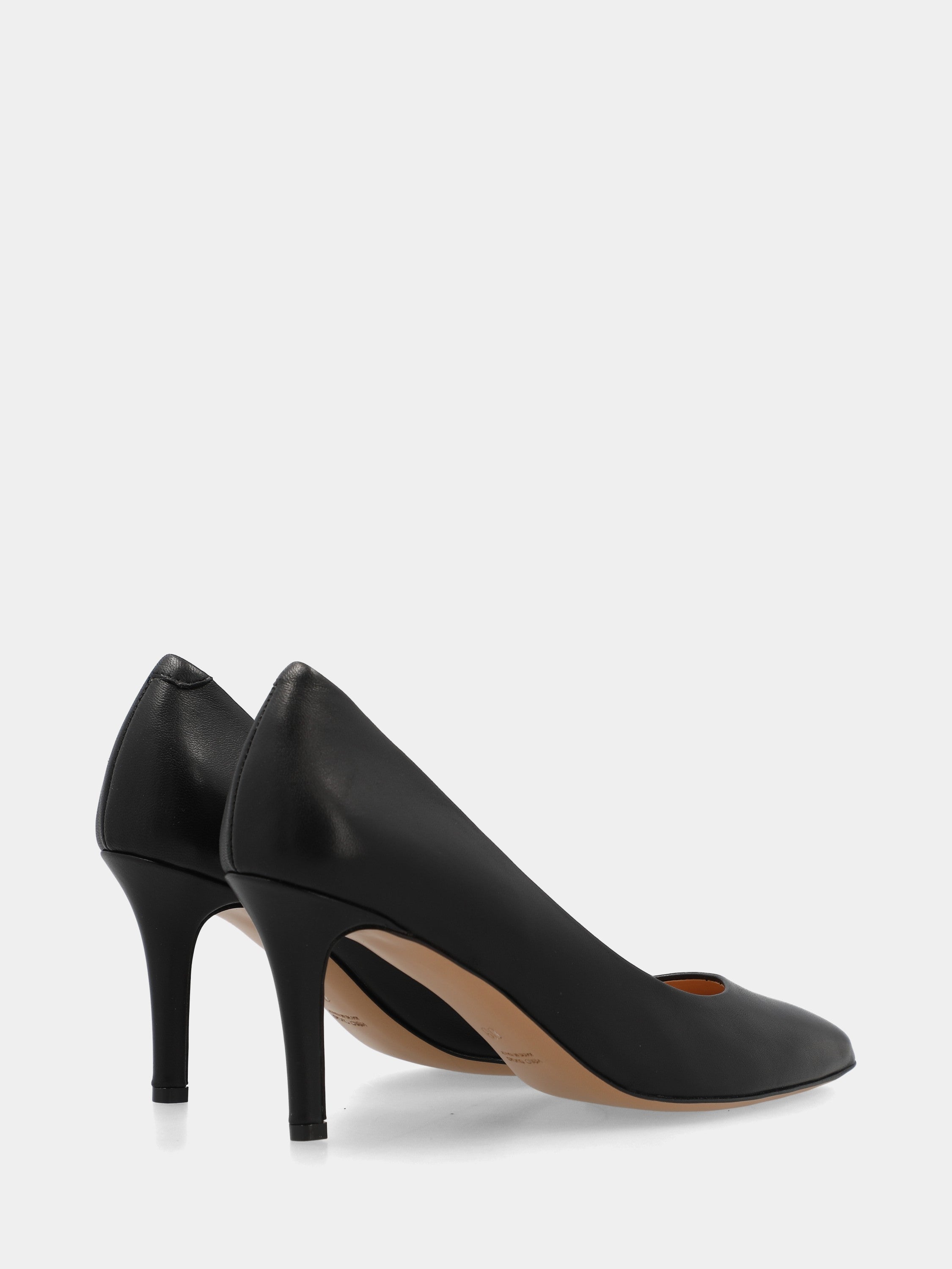 Sacchetto-constructed black nappa Pumps with 75mm tail heel