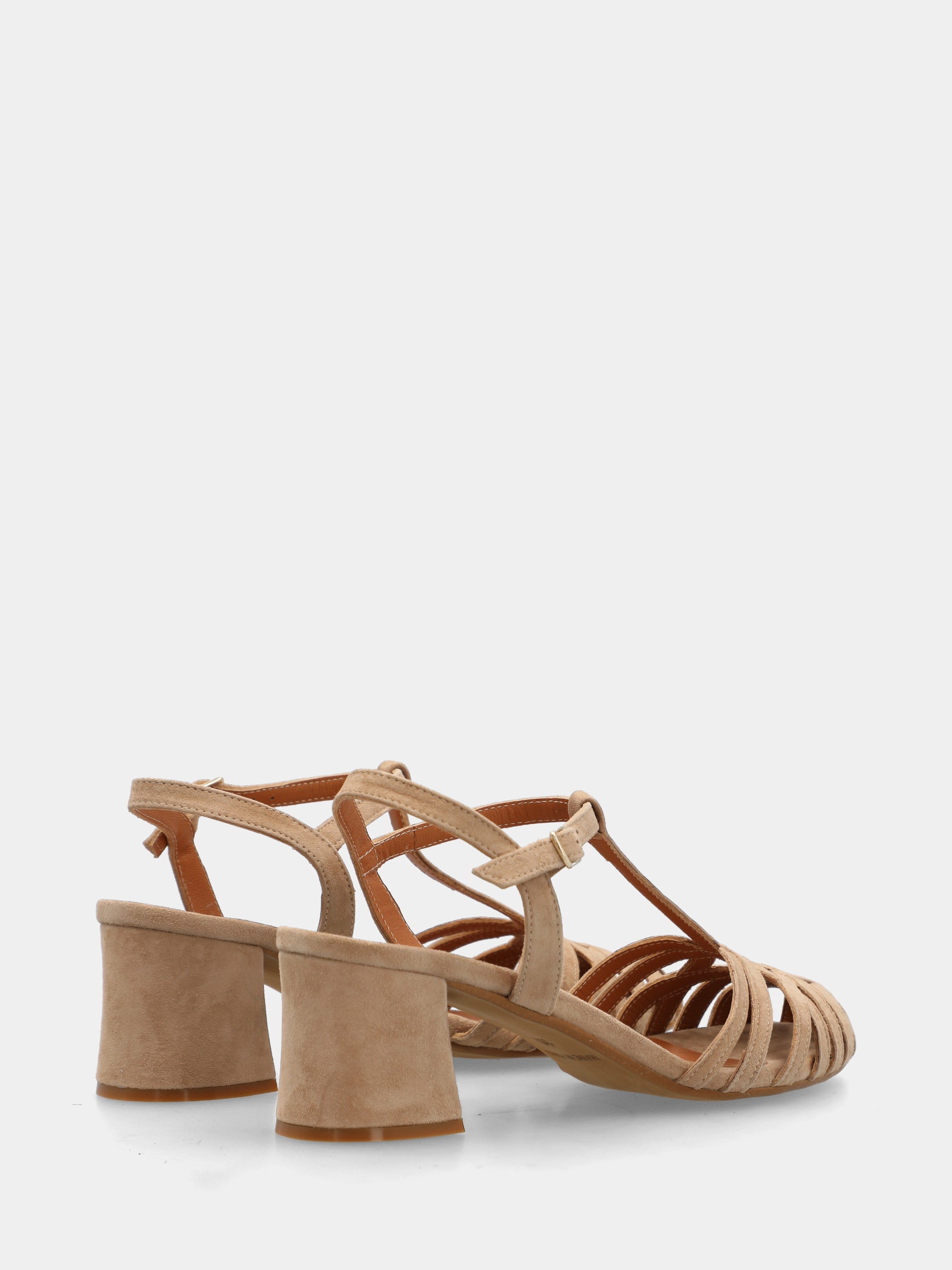 Sandale en veau beige avec brides arquées et talon bloc